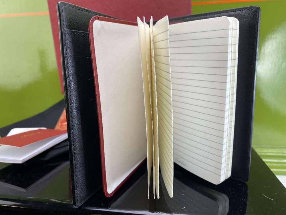 Cartier -New Example Leather Jotter/Notebook With Pencil/Credit Card Storage - Image 3 of 3