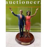 Danbury Mint-American Barack & Michelle Obama Farewell Sculpture USA Figurine