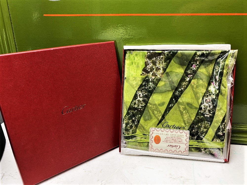 Cartier Paris-Must de Cartier Silk Scarf Monogram Green-New Example