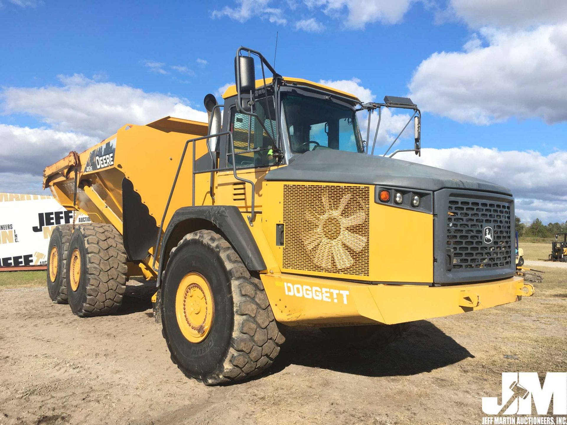 2014 DEERE 410E ARTICULATED DUMP TRUCK SN: 1DW410ETJEE661287 - Image 2 of 41