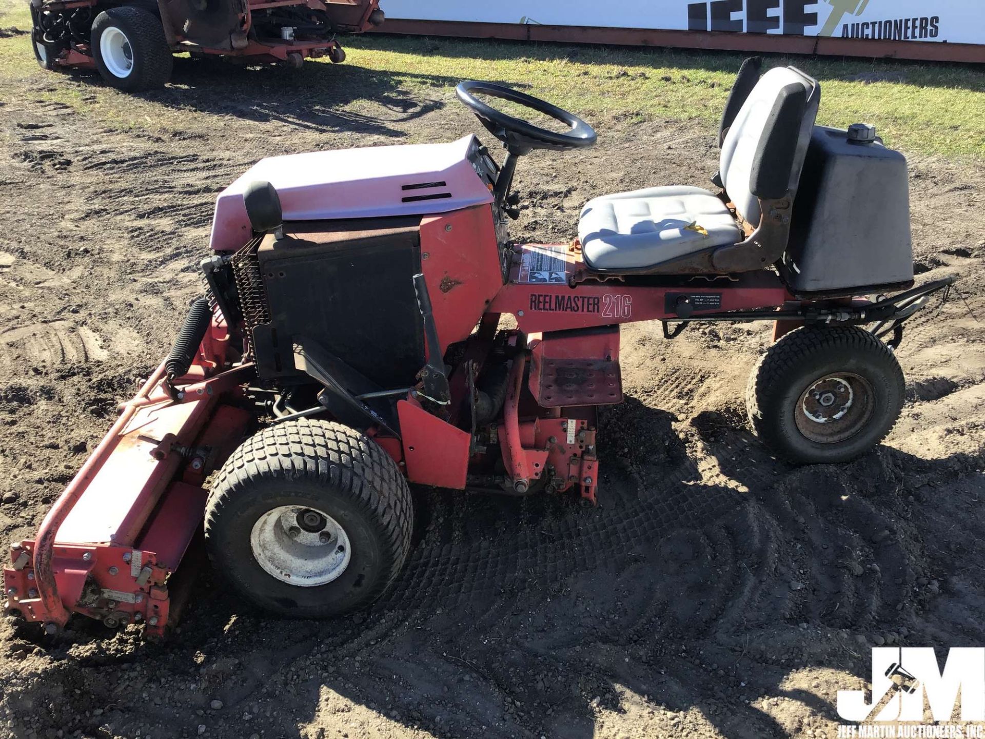 TORO REELMASTER 216 FAIRWAY MOWER - Image 7 of 19