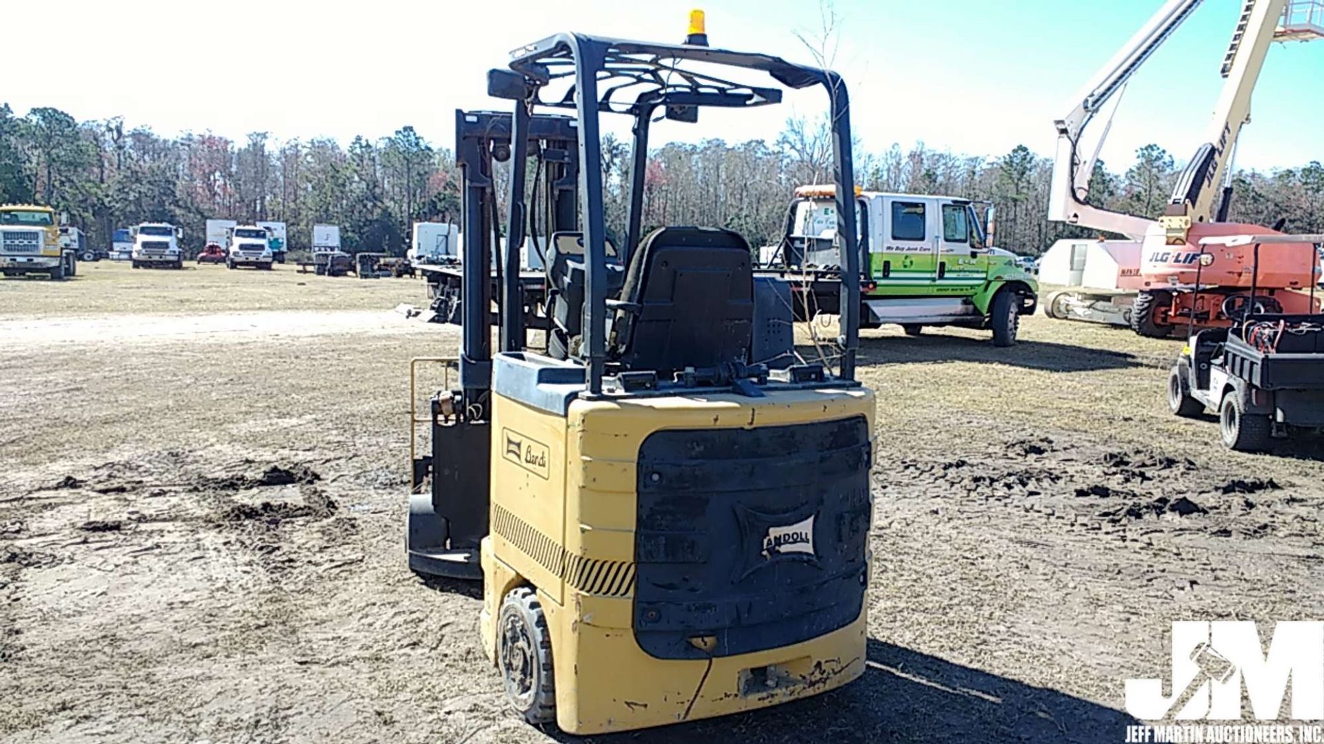 LANDOLL B30/42E180D SERIES IV FORKLIFT SN: B30/42-7626-04459 - Image 3 of 24