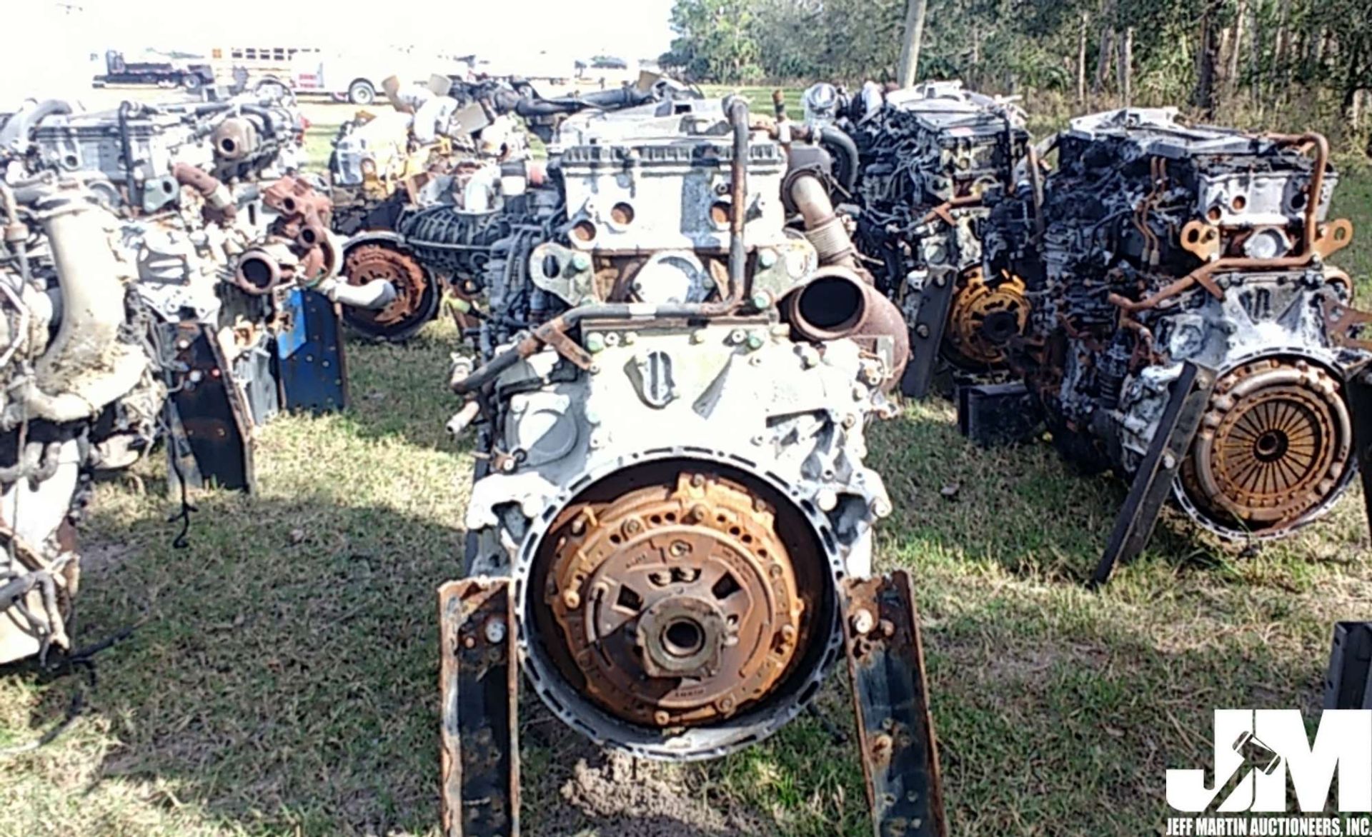 2013 DETROIT DD15TC SN: 47290950183190 ENGINE - Image 3 of 7