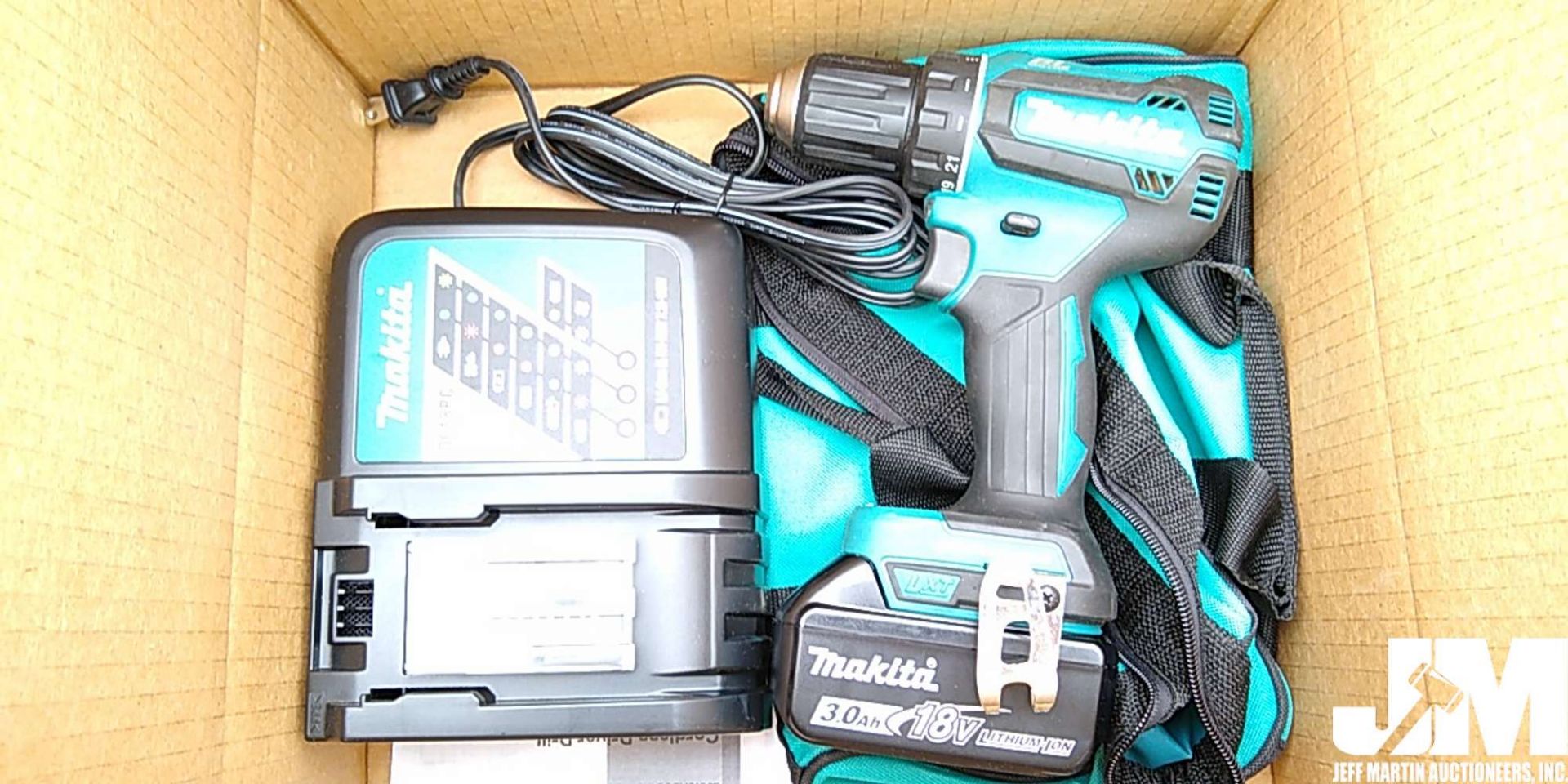 MAKITA 18-VOLT LXT LITHIUM-ION BRUSHLESS CORDLESS 1/2 IN. DRIVER -DRILL
