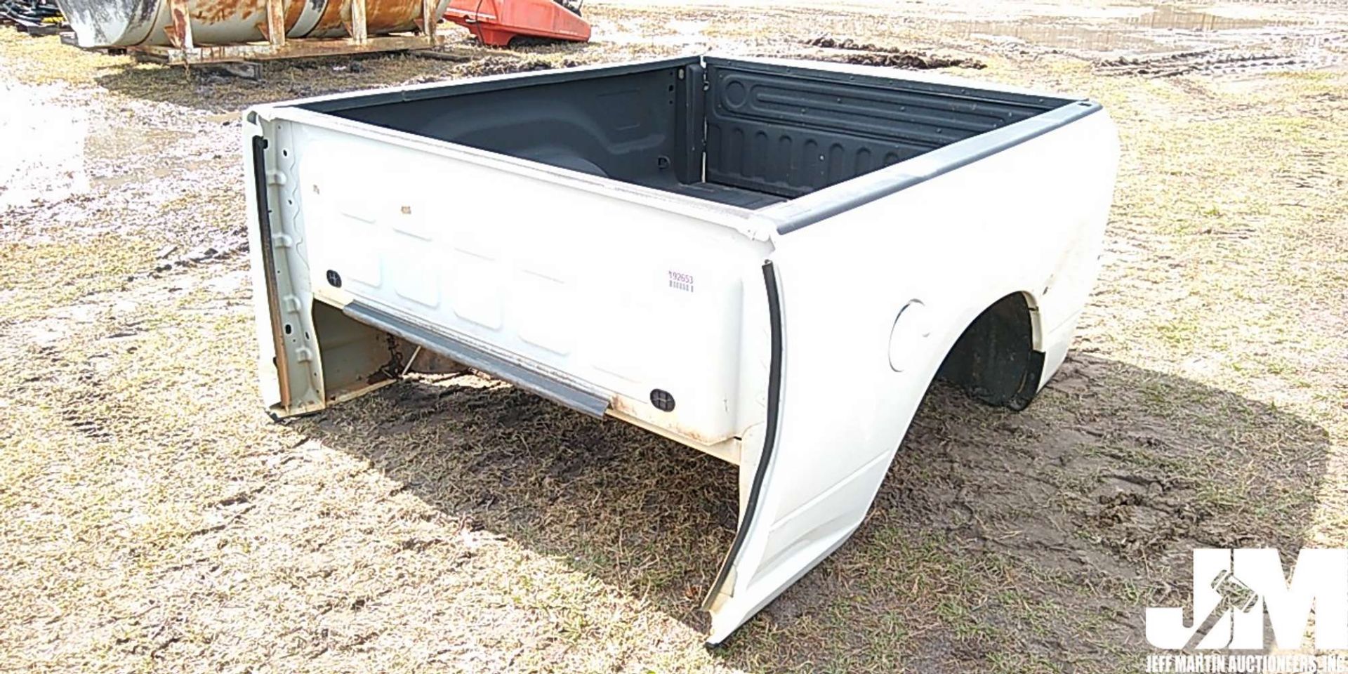 6.5’...... TRUCK BED