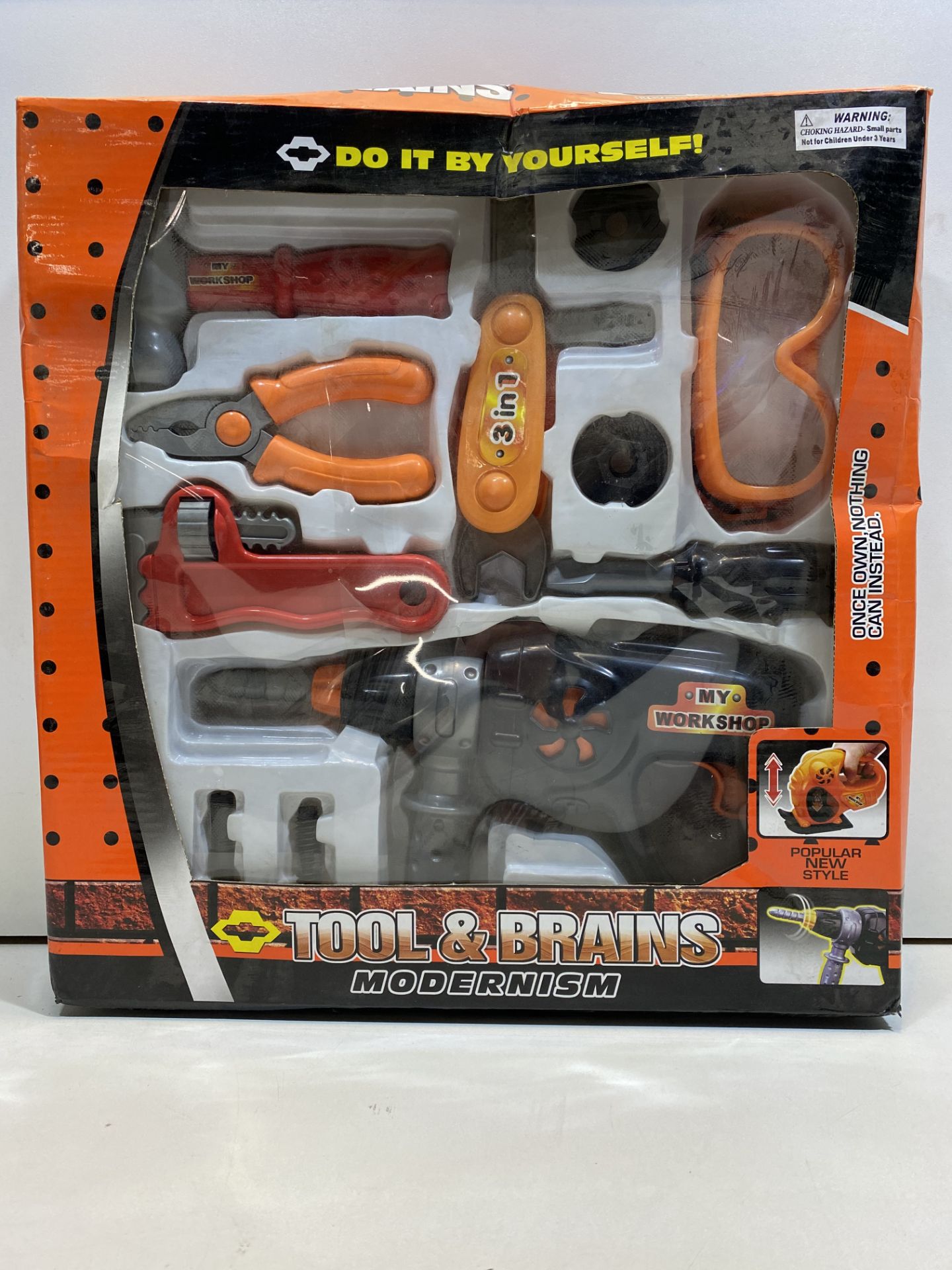 1 x Children's tool set 12 pieces with drill, protective goggles and much more