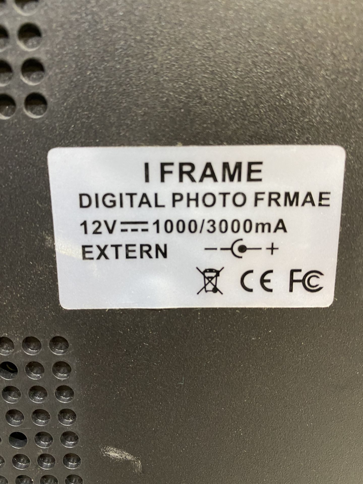 iFrame Digital Photo Frame - Image 6 of 6