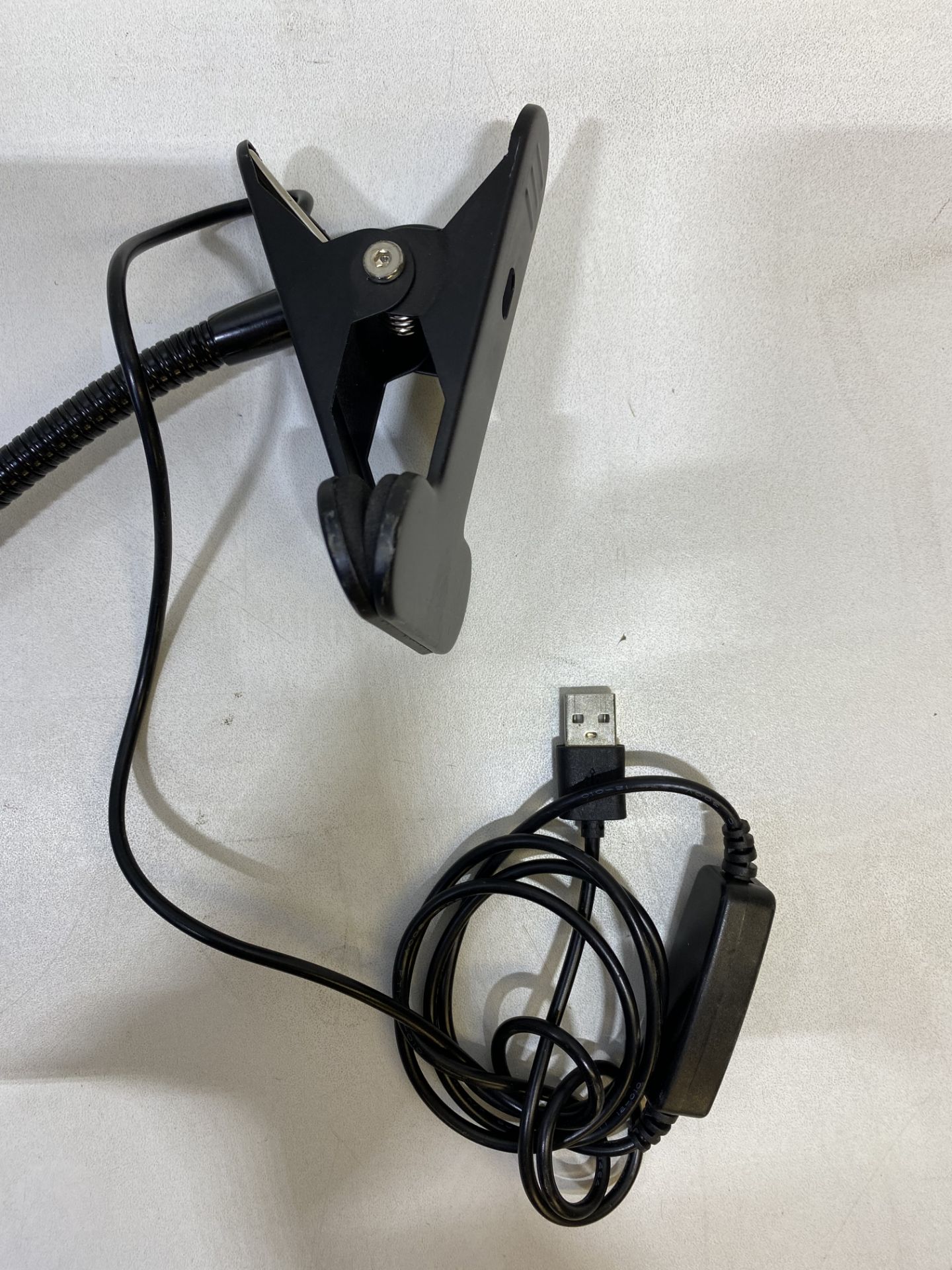 3 x HL-TJ8010A-2 USB Clip Dimmer Lights - Image 4 of 5