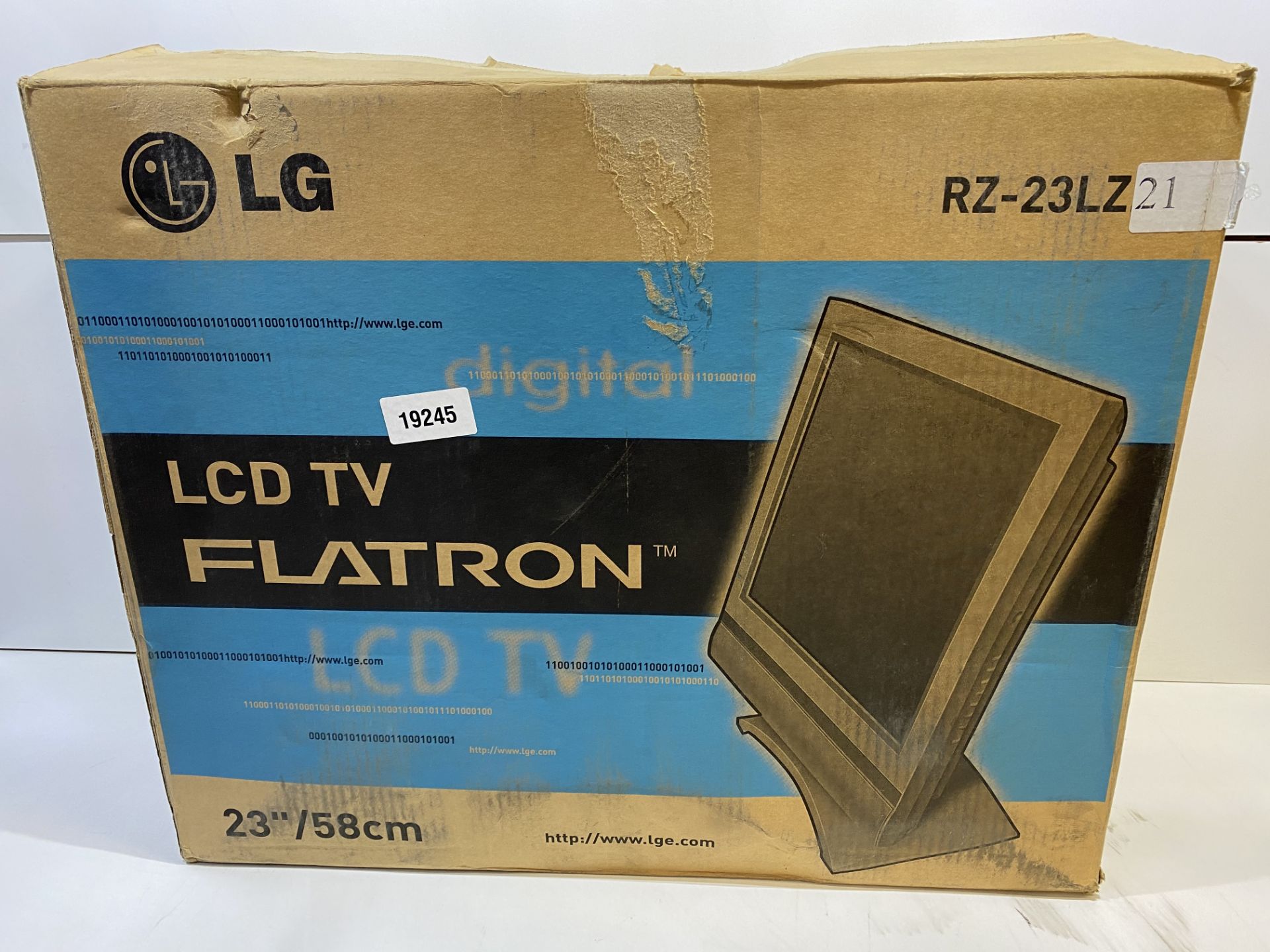 LG RZ-23LZ21 23" LCD Television | ** NO REMOTE CONTROL **