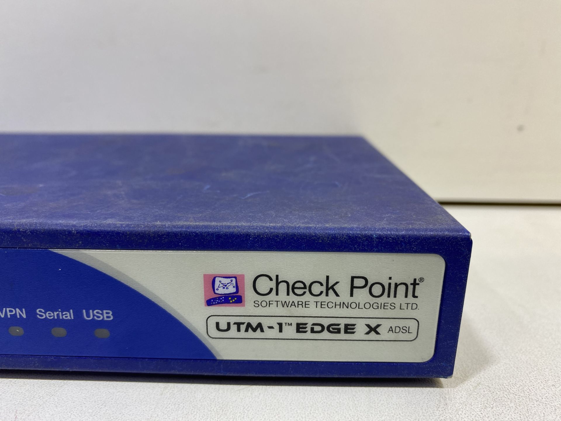 Checkpoint UTM-1 EDGE X Firewall Network Security Appliance - Image 4 of 6