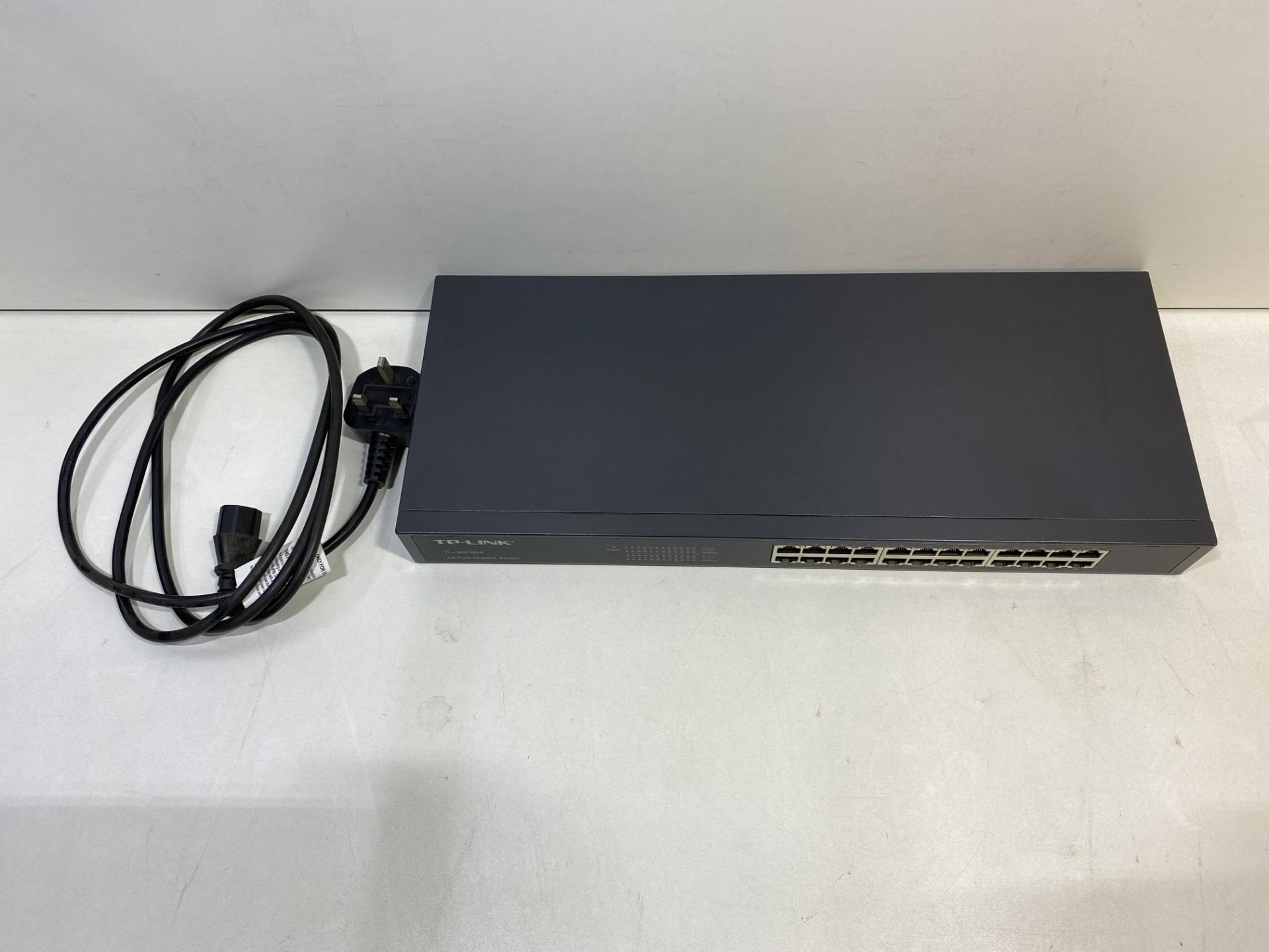TP-Link TL-SG1024 24 Port Gigabit Ethernet Switch
