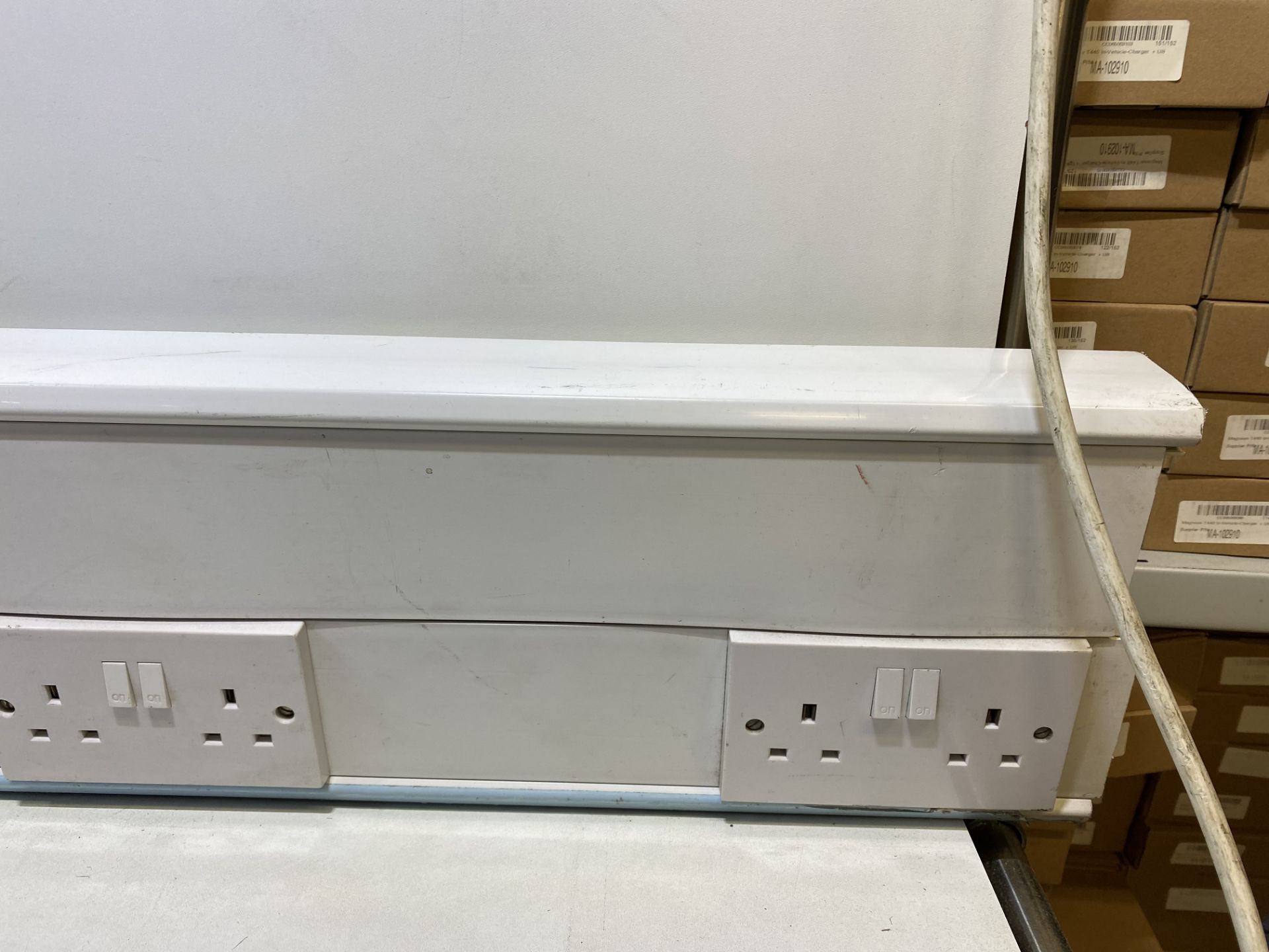 5 Double Socket Extension Unit - Image 4 of 4