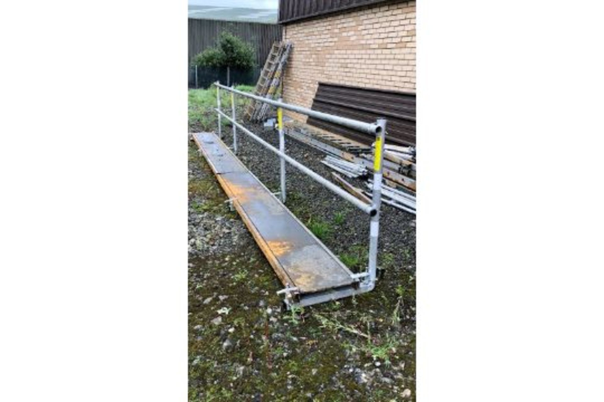 Roof Access Equipment as per photos & description | Easi-Dec System & Youngman Board System - Image 2 of 8