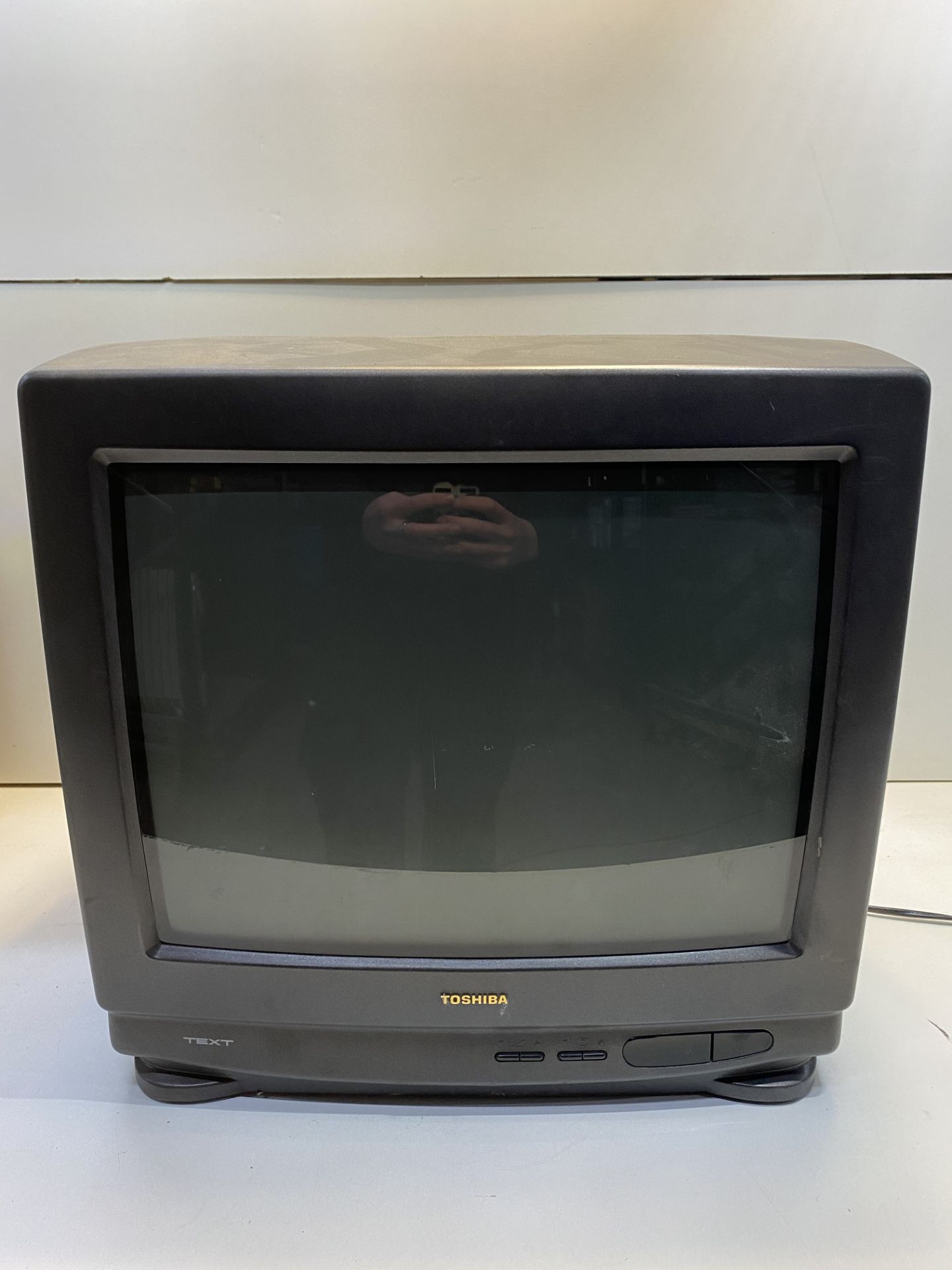 4 x Various Portable Televisions/PC Monitors - Image 8 of 24