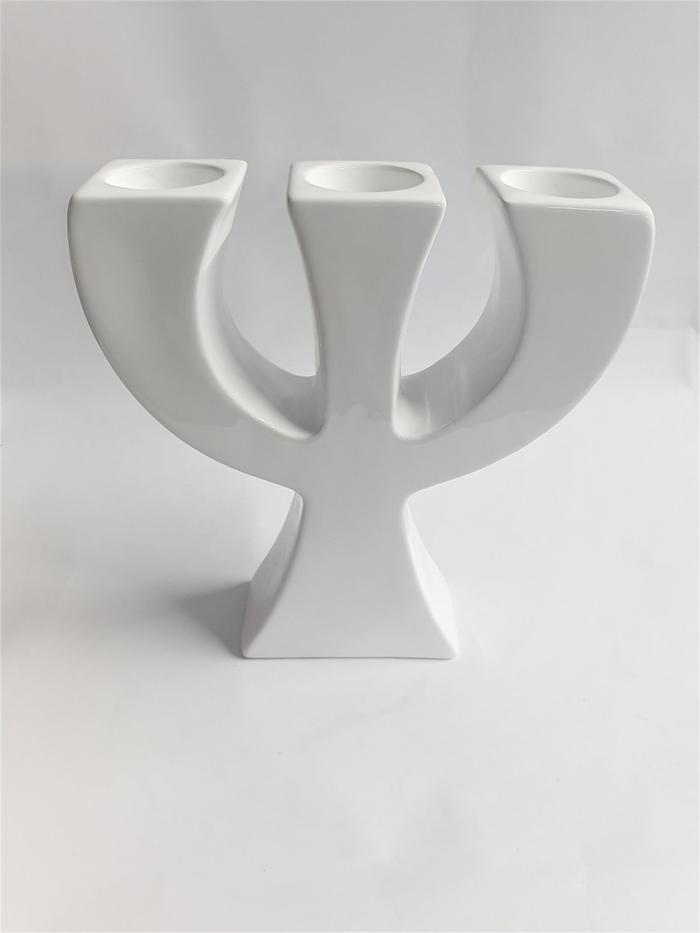 4 x White Ceramic Tree Candle Holders - Image 2 of 2