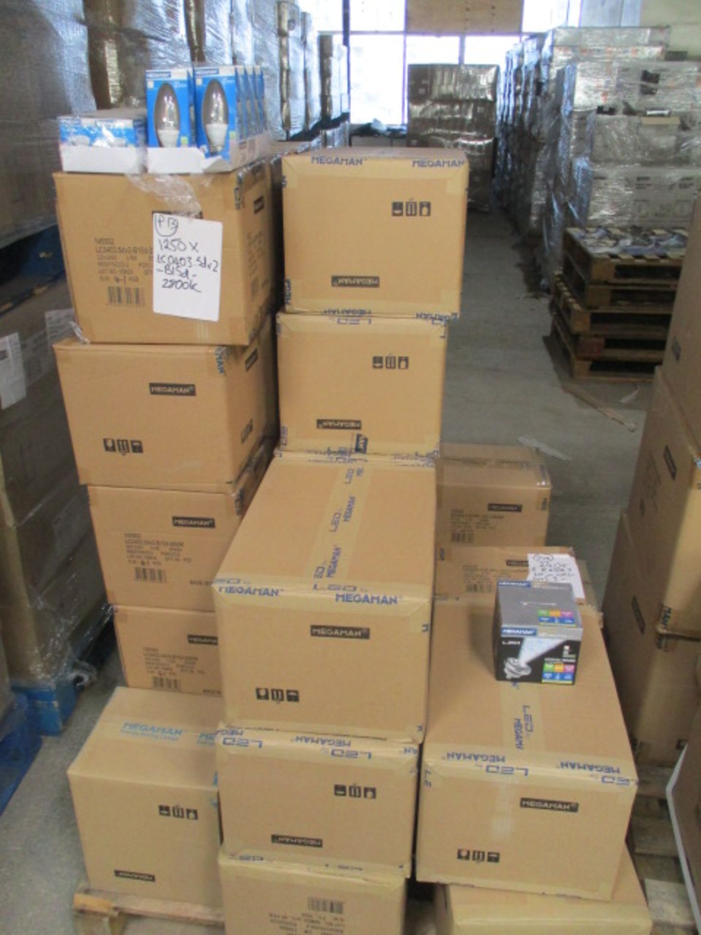 Approx. 10,000 Brand New Megaman LED Bulbs | Approx RRP £50,000+ - Image 20 of 30