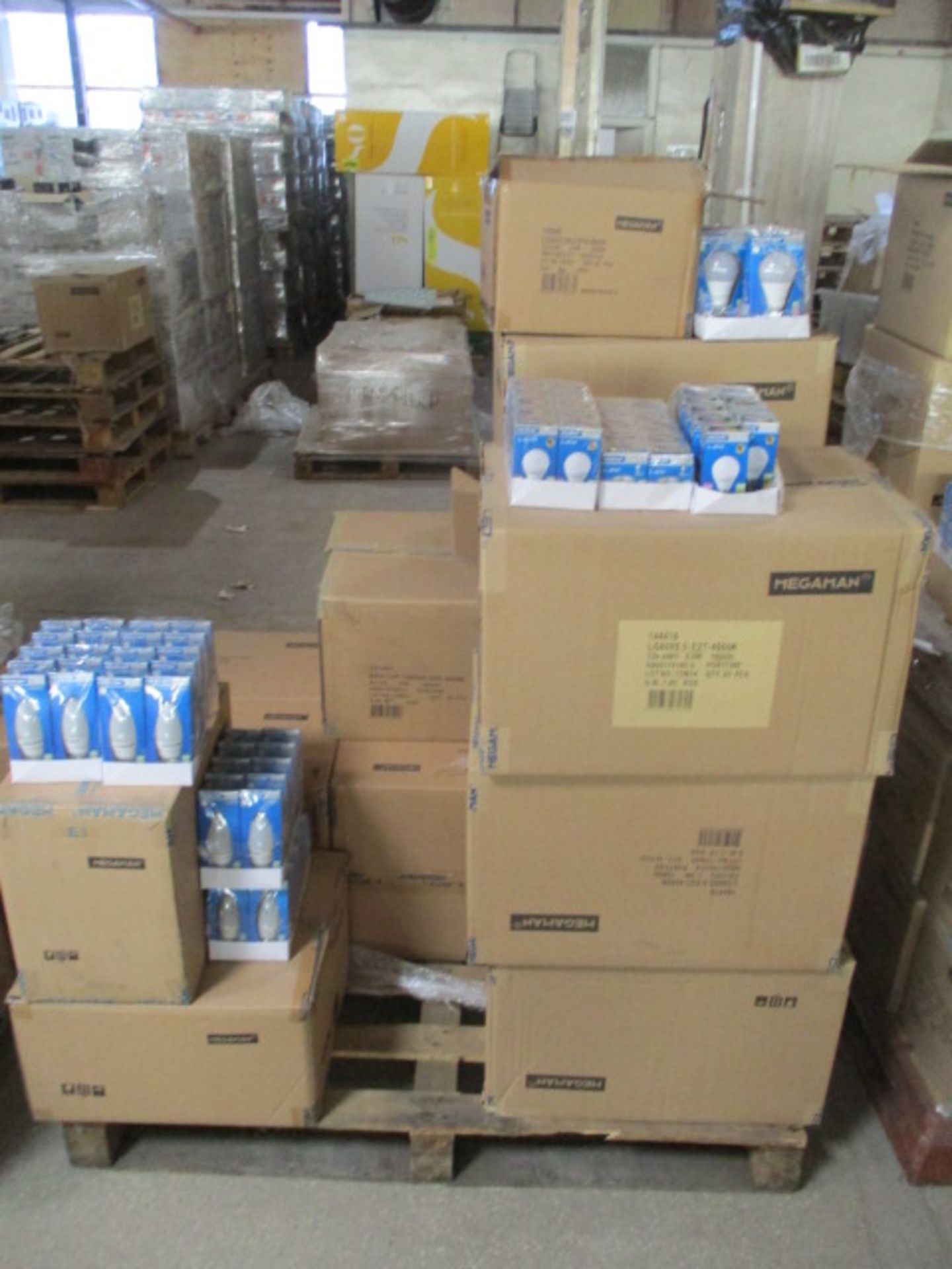 Approx. 10,000 Brand New Megaman LED Bulbs | Approx RRP £50,000+ - Image 17 of 30