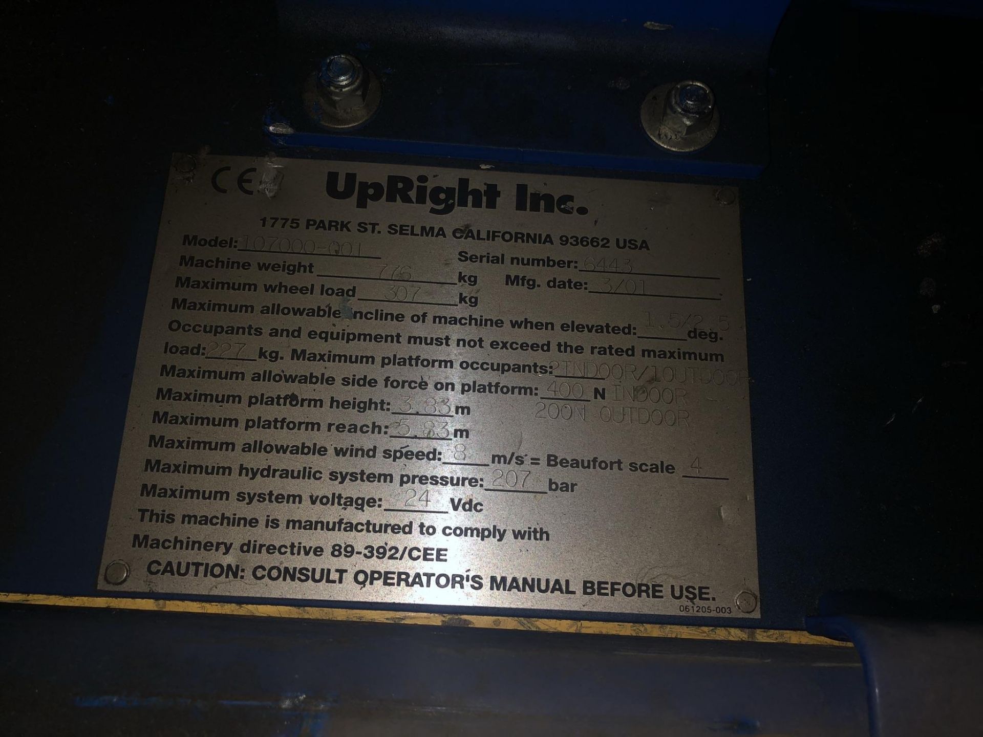 UpRight Inc 107000-001 Electric Scissor Lift | YOM: 2001 | SPARES & REPAIRS - BATTERY ISSUE - Image 10 of 11