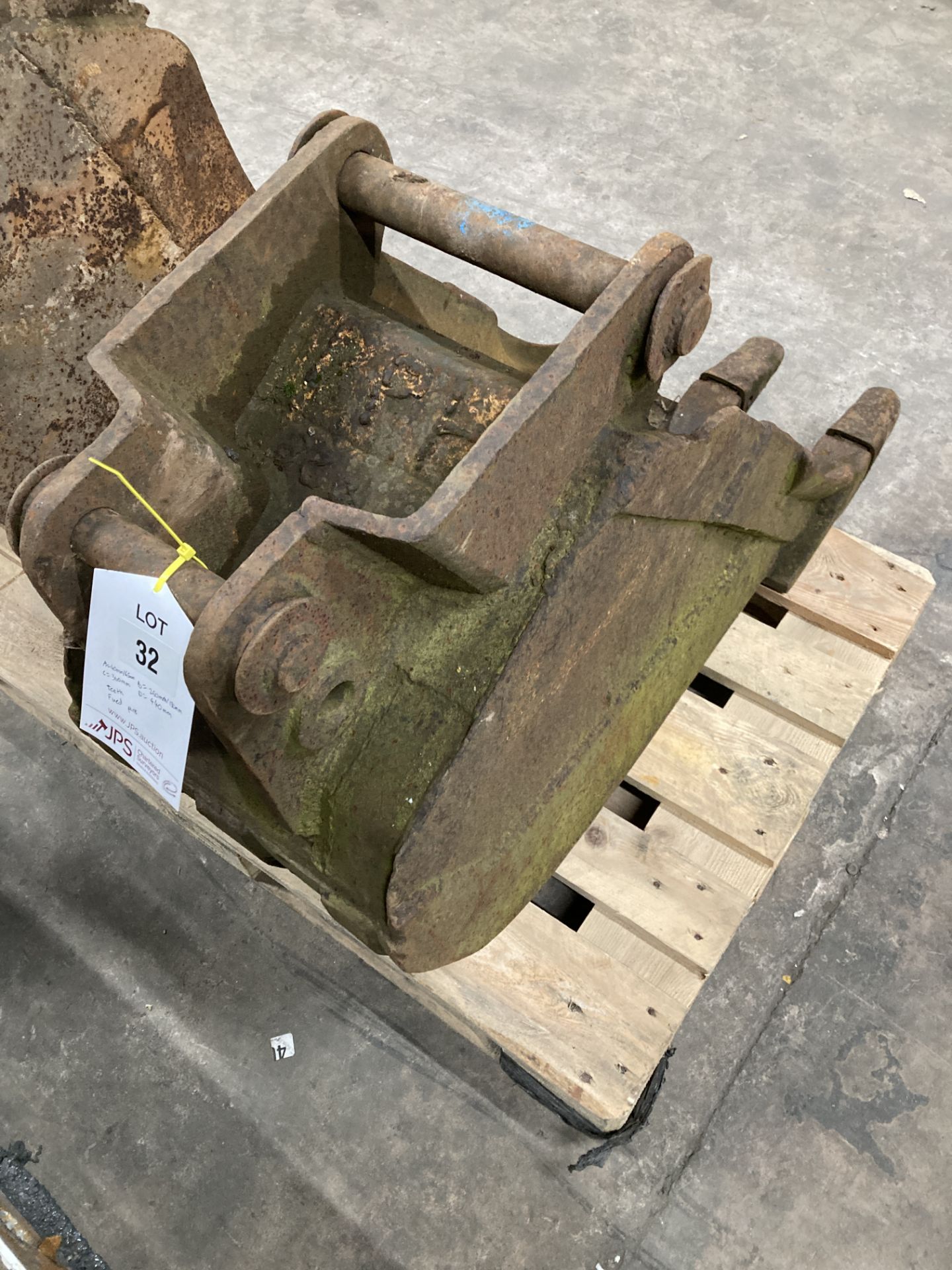 Unbranded 3 Toothed Digger Bucket Attachment | 45mm x 260mm x 360mm x 440mm - Image 3 of 4