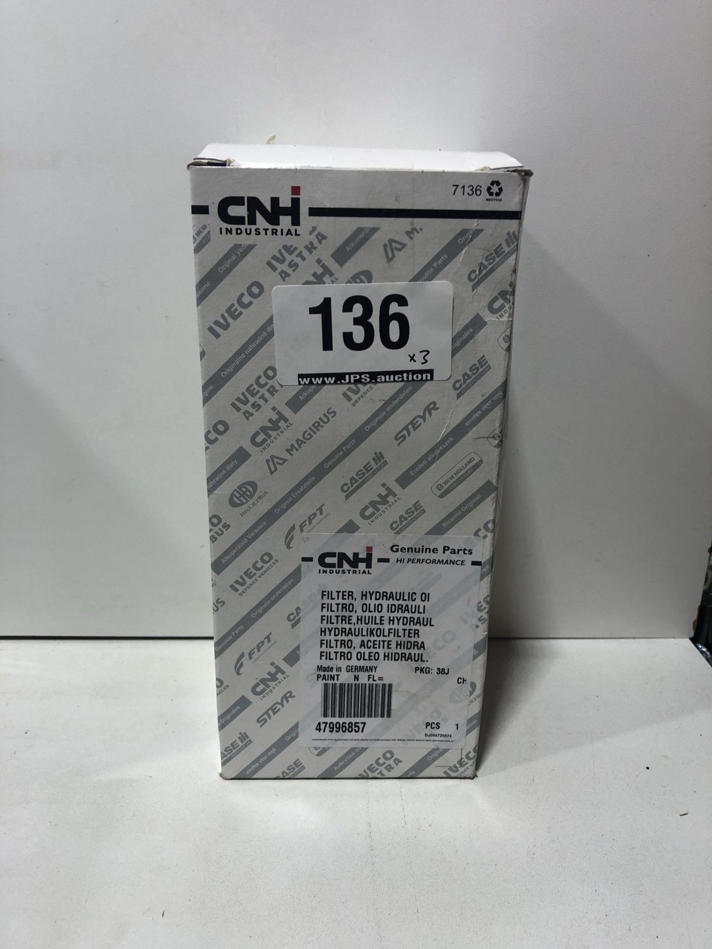 3 x CNH Hydraulic Oil Filters - Image 2 of 3