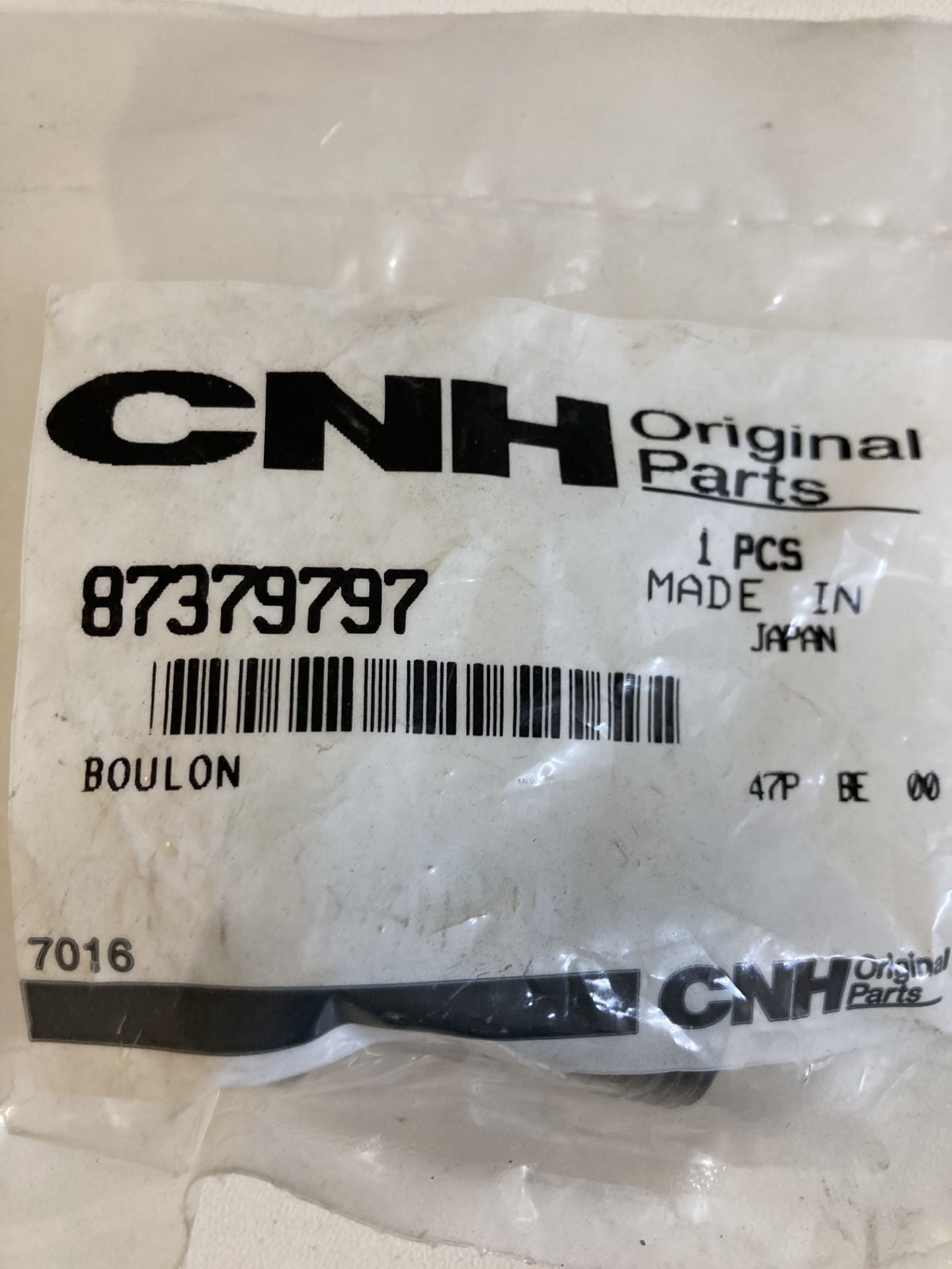 2 x CNH Bolt