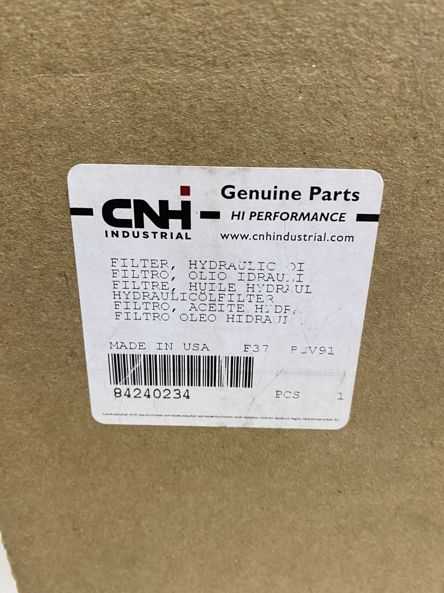 2 x CNH Hydraulic Oil Filters - Image 4 of 4