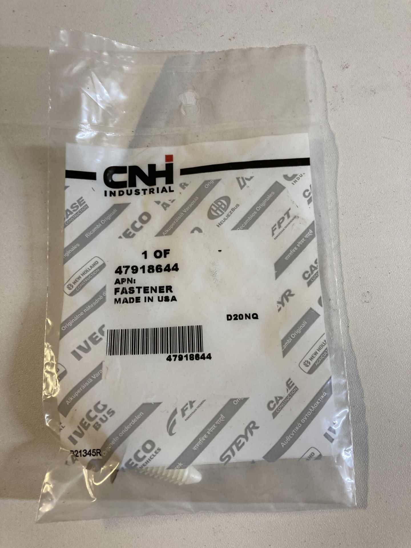 CNH Fastener - Image 2 of 3