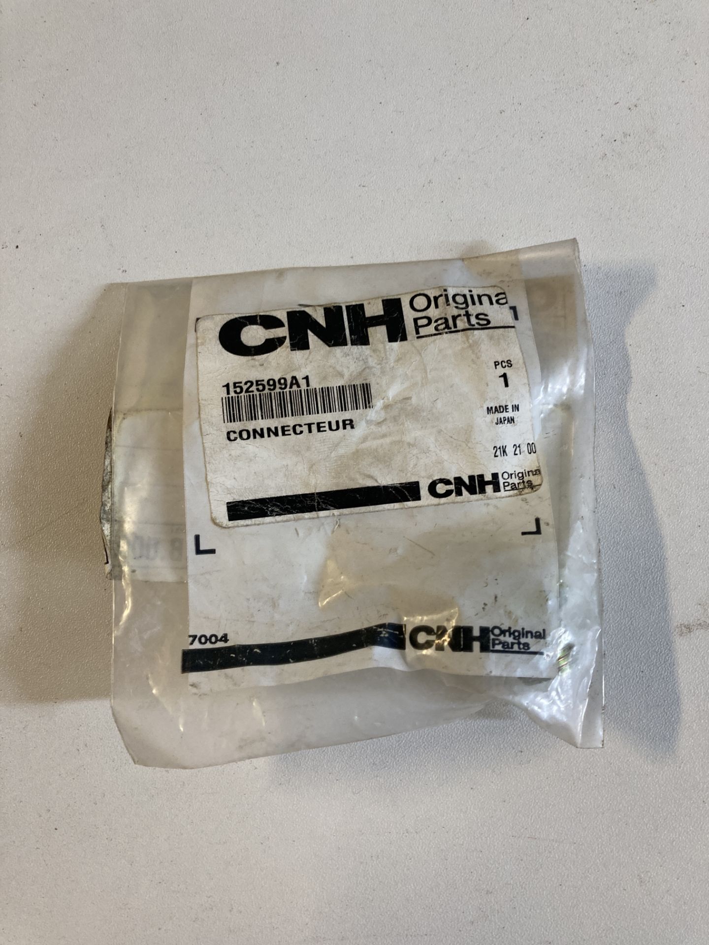 CNH Connector - Image 2 of 2