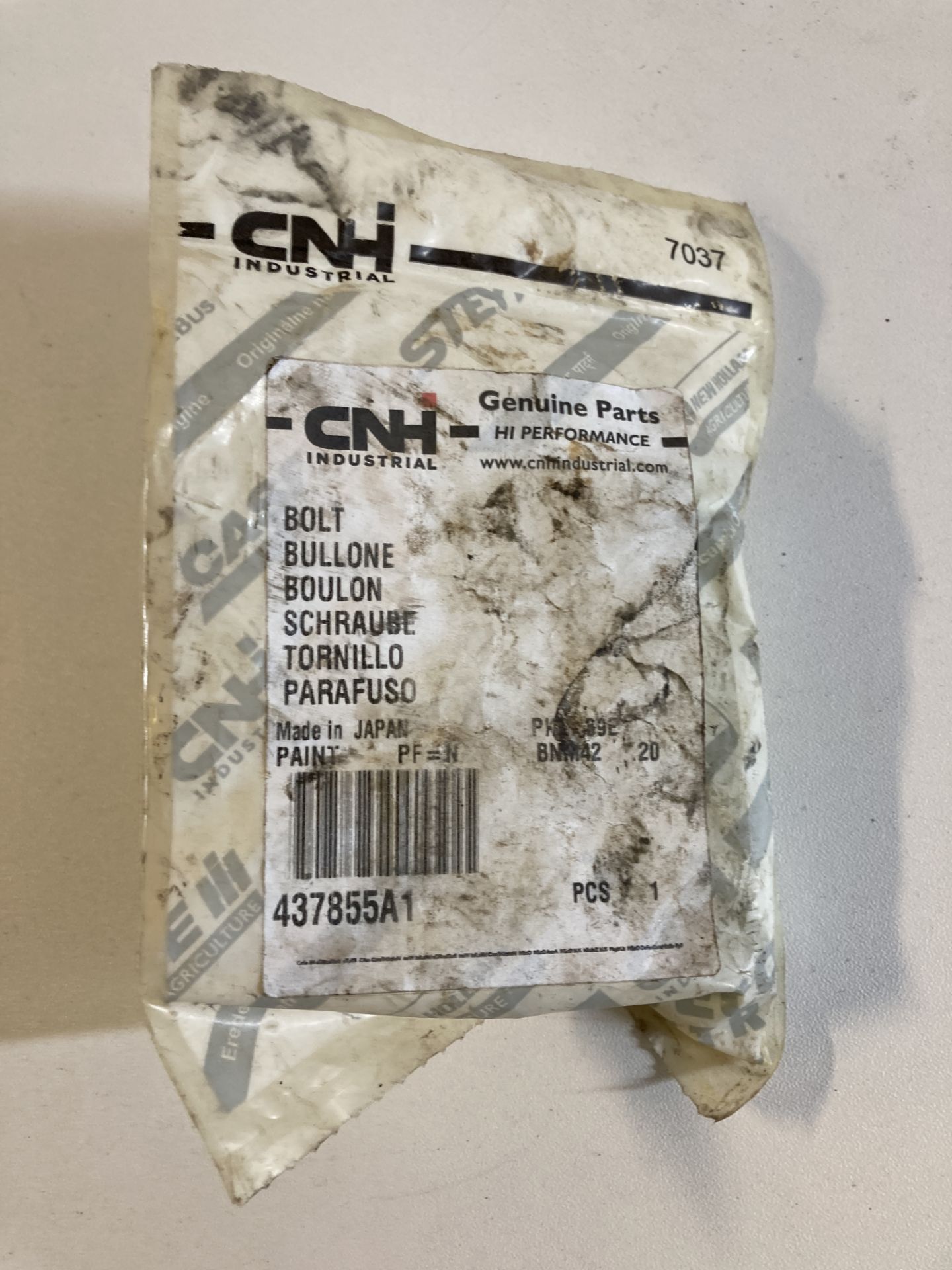 CNH Bolt - Image 2 of 2