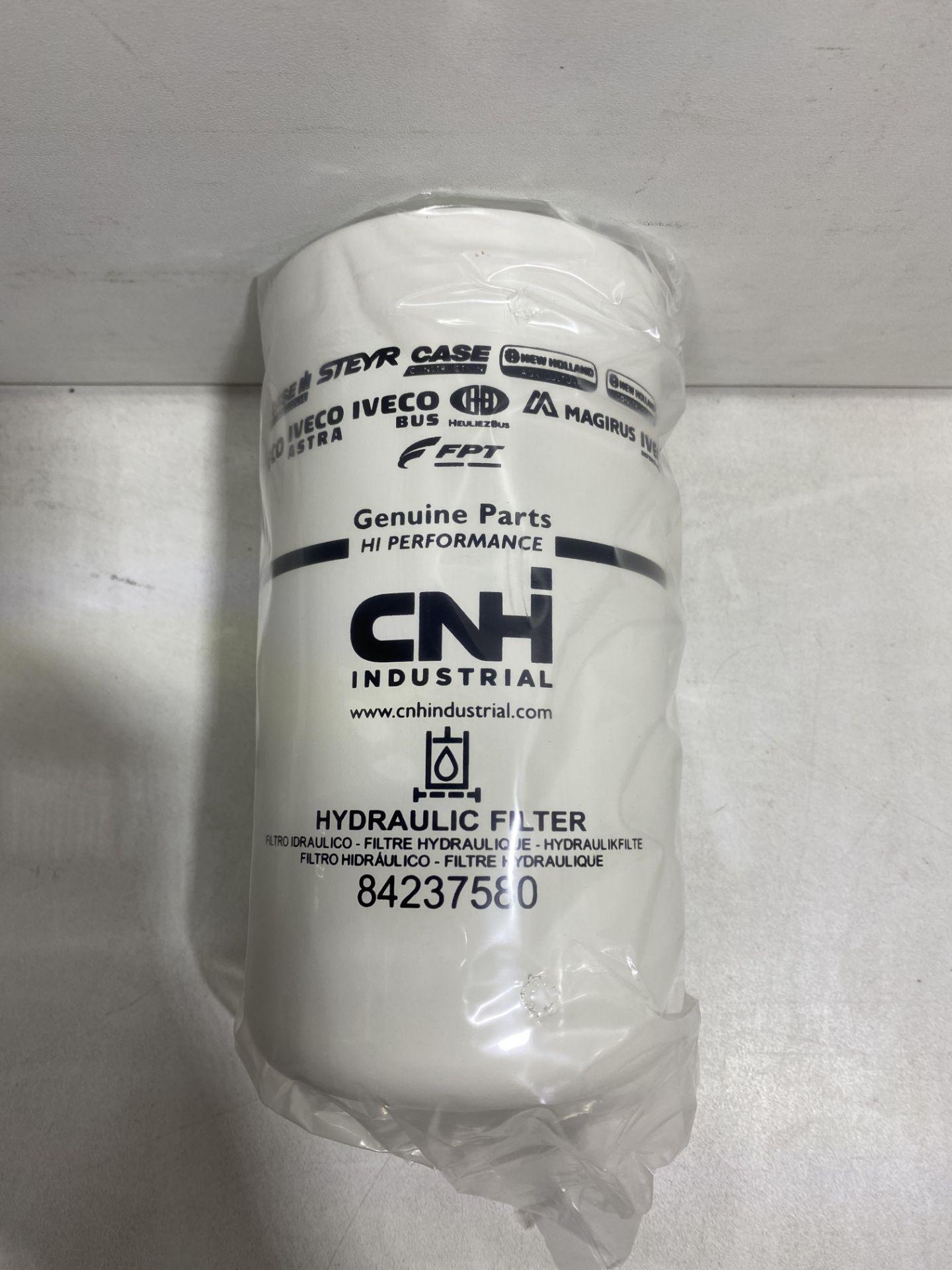 2 x CNH Hydraulic Spin-On Filter