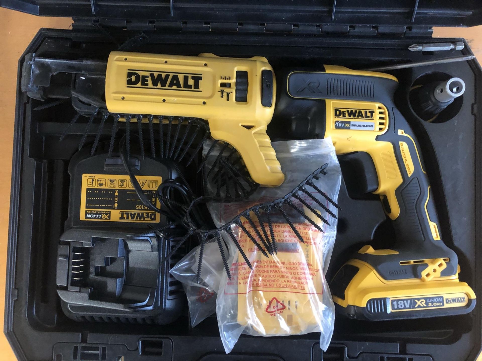 Dewalt DCF620P2K Brushless Collated Drywall Screwdriver - Image 3 of 5