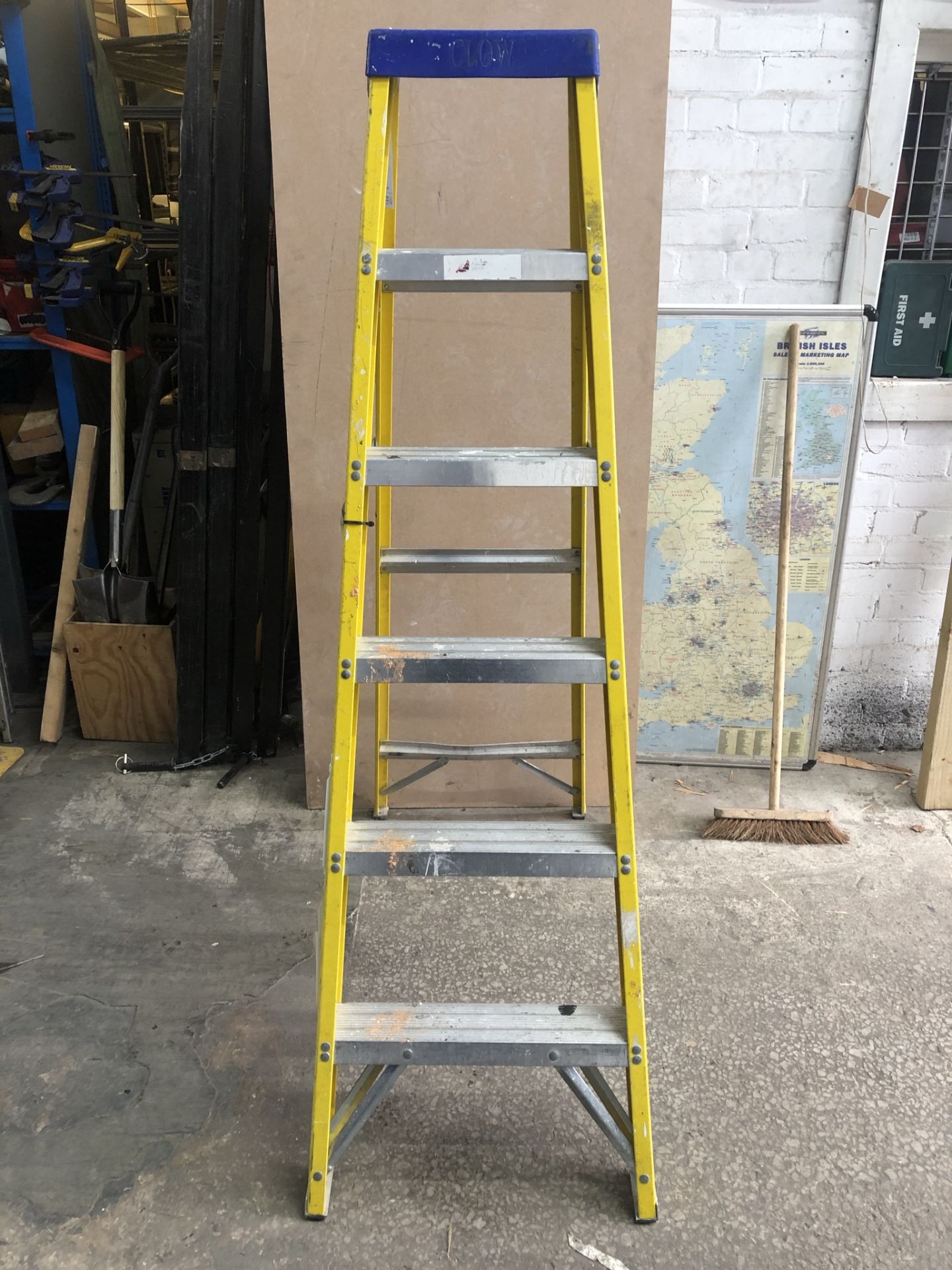 Werner Clow 6 Tread Step Ladder - Image 2 of 4