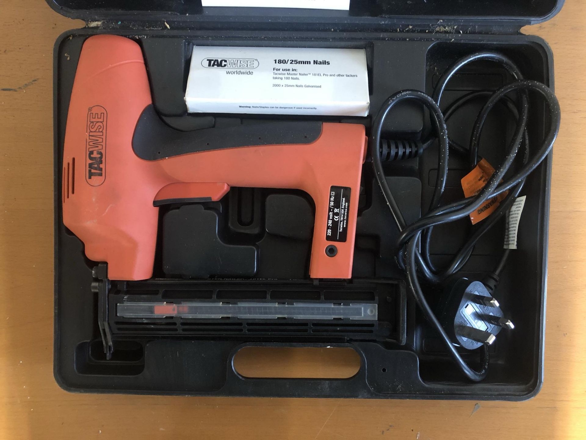 Tacwise 181EL Pro Electric Master Nailer - Image 2 of 4