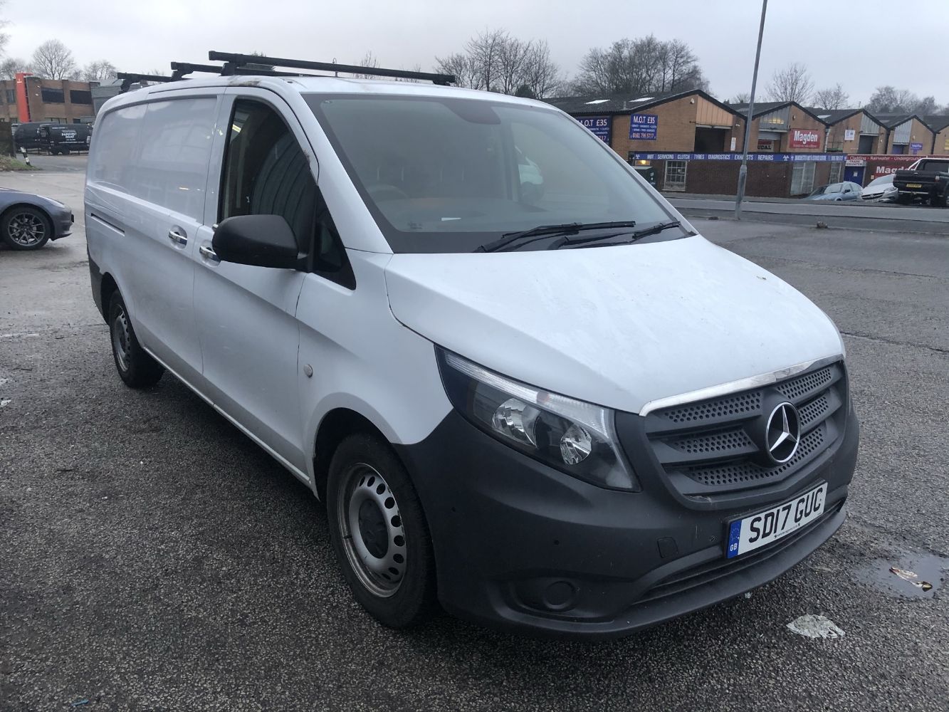 ONLINE AUCTION | Plant & Machinery | Mercedes-Benz Vito Van - 17 Plate | Intertek Snowblower | Snapper Snow Blower | Power Tools | Hand Tools