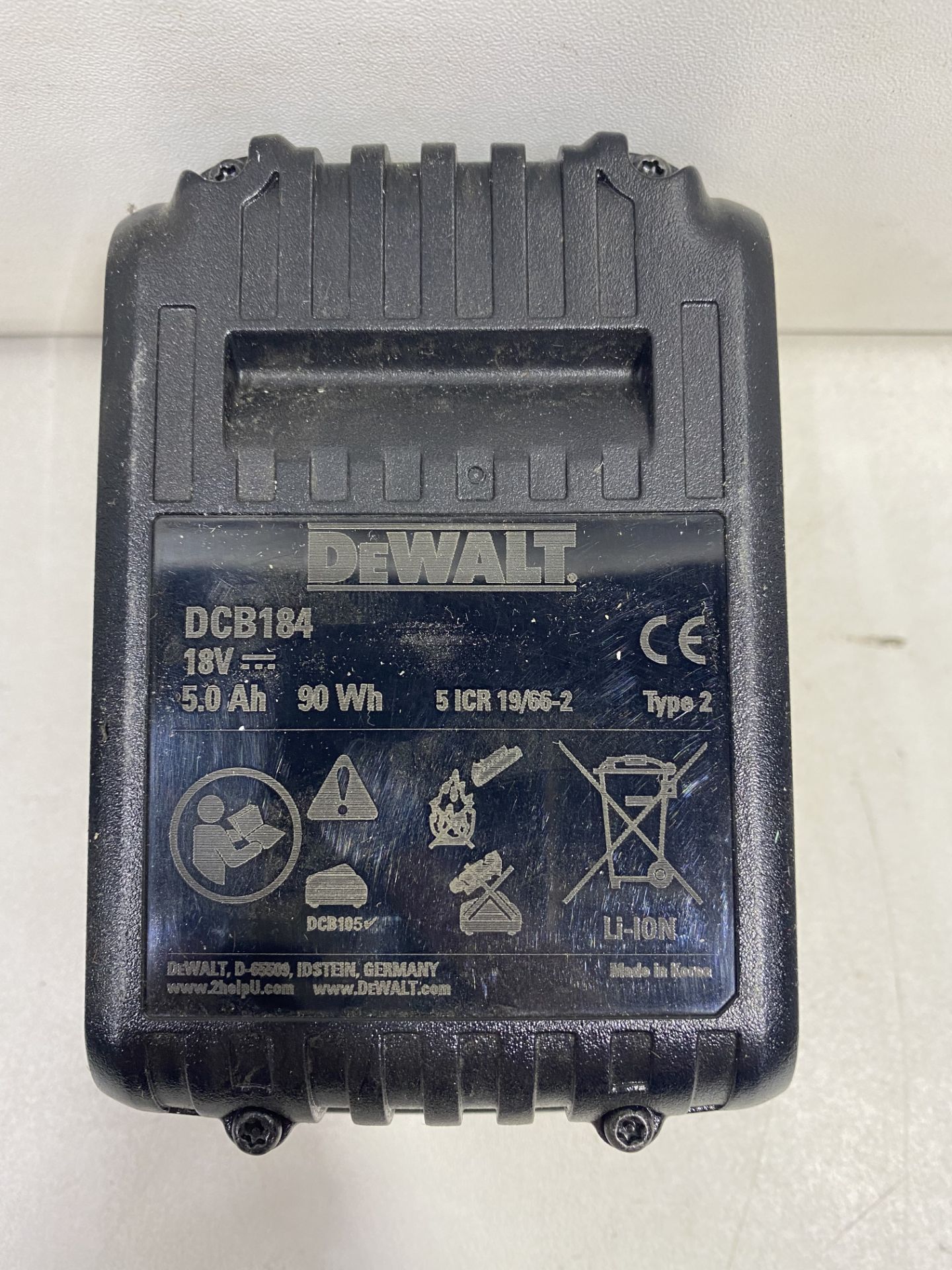 DeWalt DCB115 Battery Charger With 2 x DeWalt DCB184 18V Batteries - Image 7 of 7