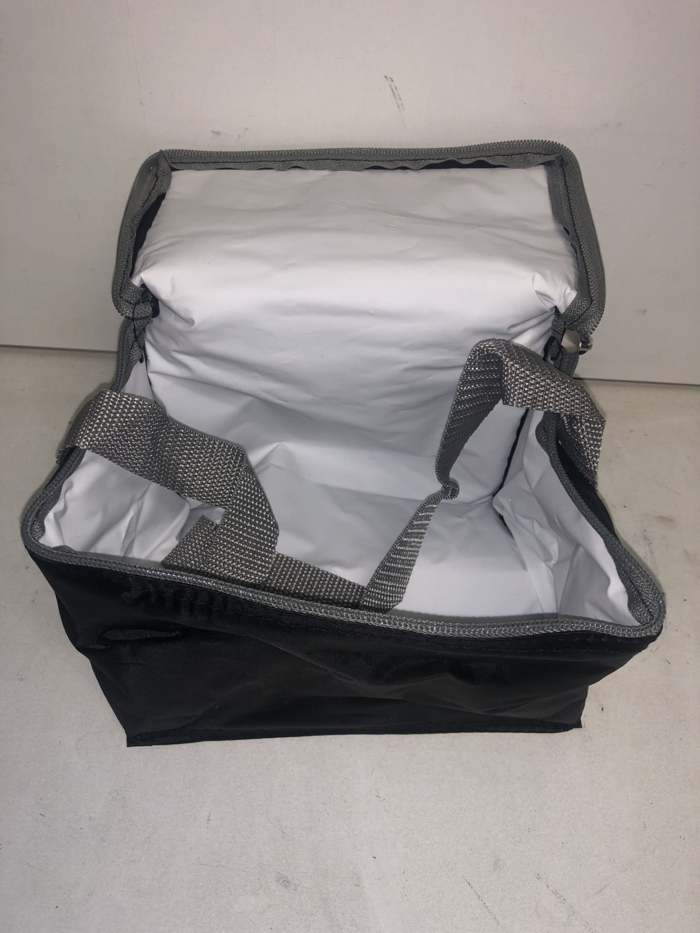 Approximately 100 x Branded 'LDH Plant' Cooler Lunch Bags - Image 2 of 3