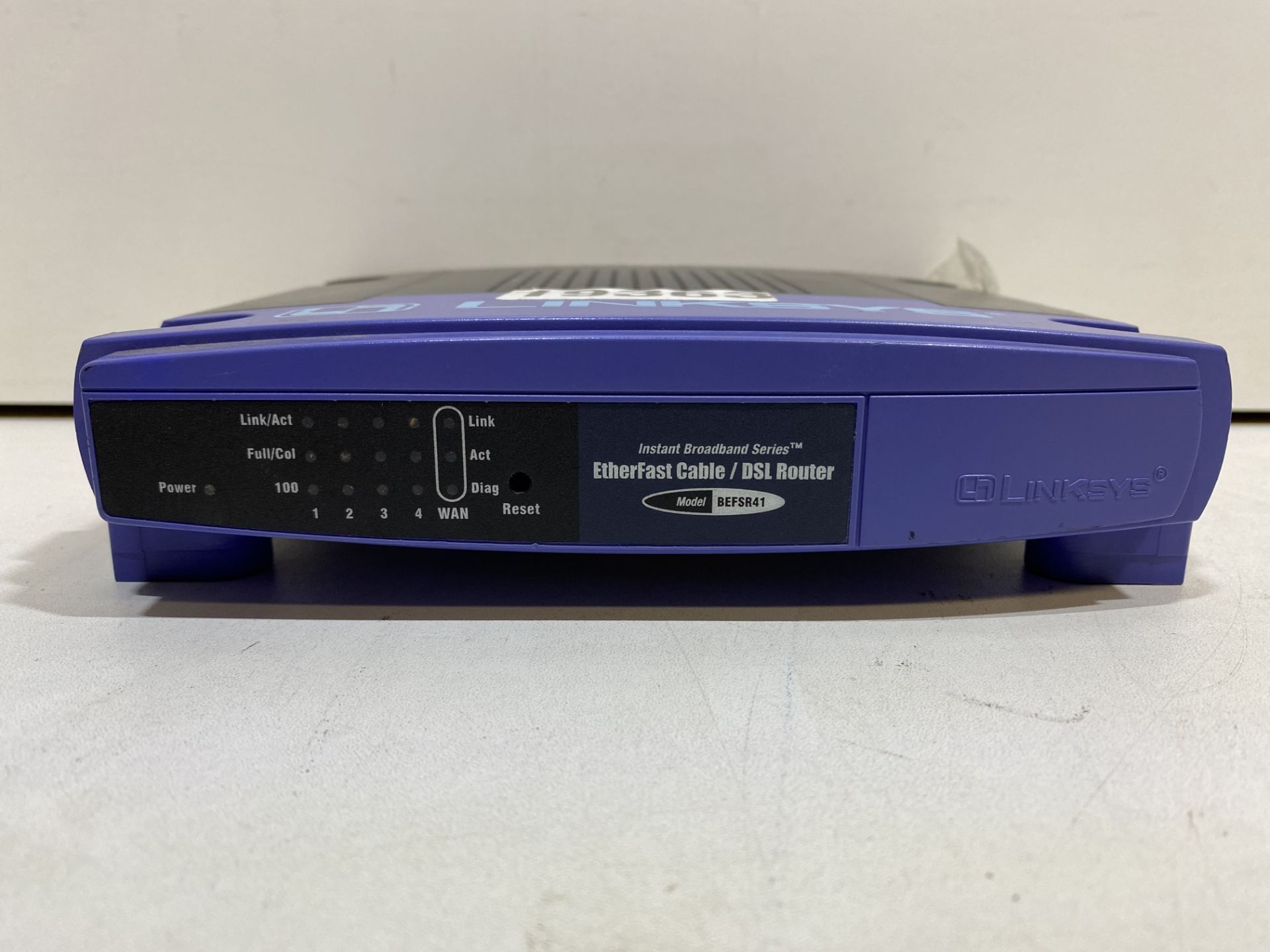 Linksys BEFSR41V.2 Router - Image 4 of 5