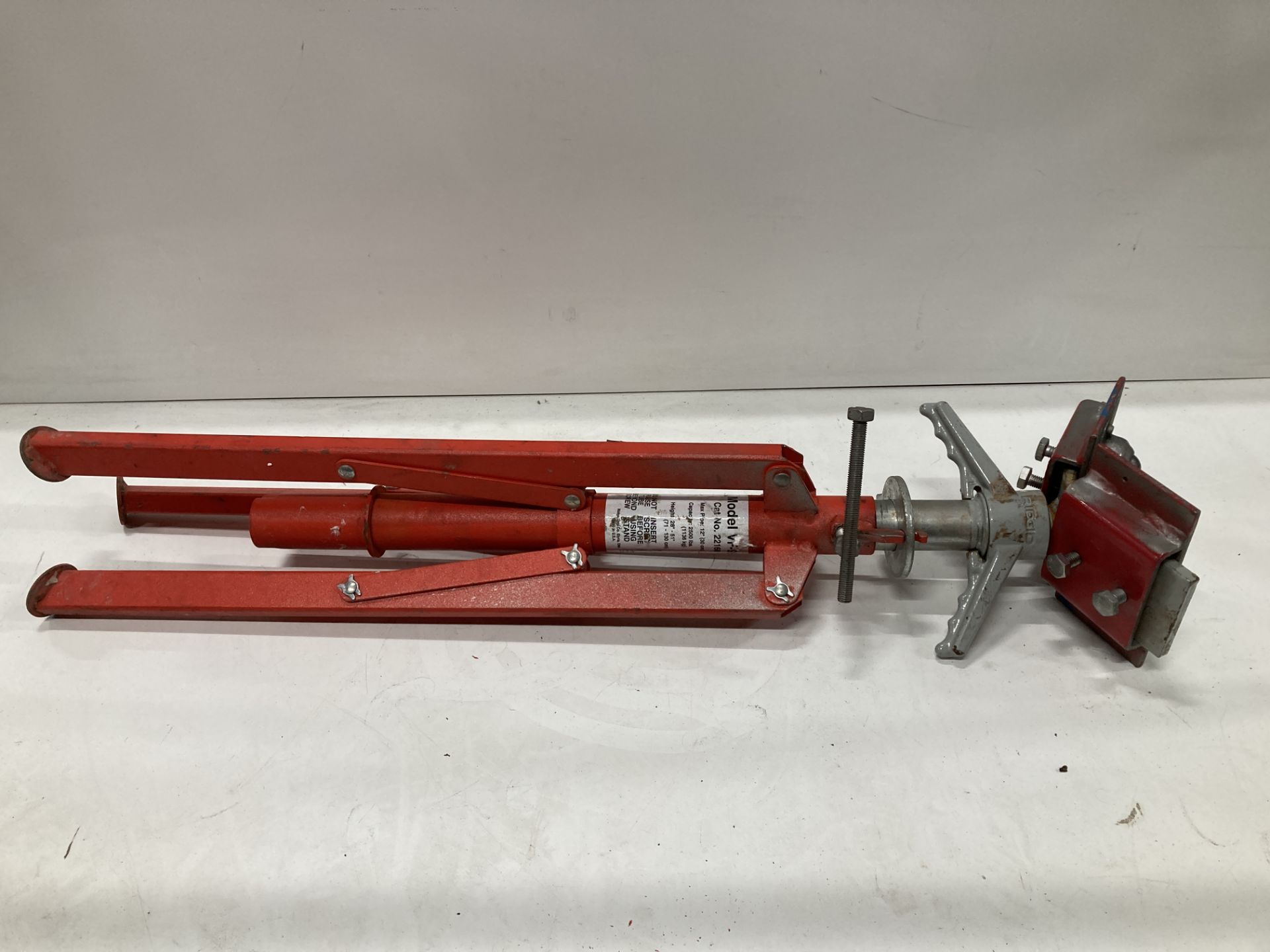 Ridgid VF-99 Folding Pipe Stand - Image 4 of 4