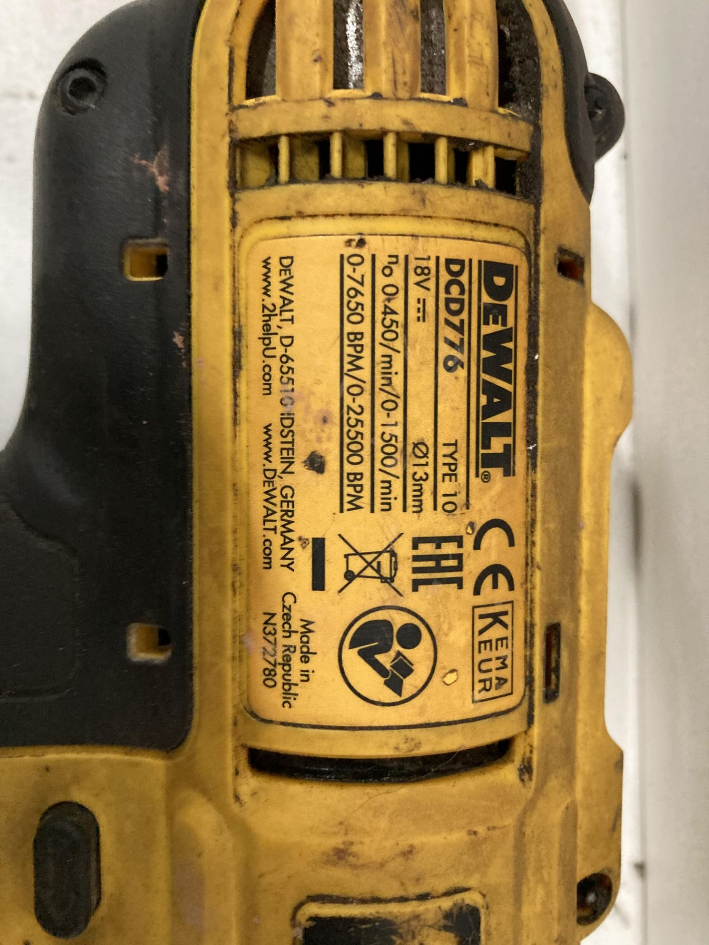 DeWalt Drill Set w/ Carry Bag | Drill | Impact Driver | Batteries - Image 3 of 8
