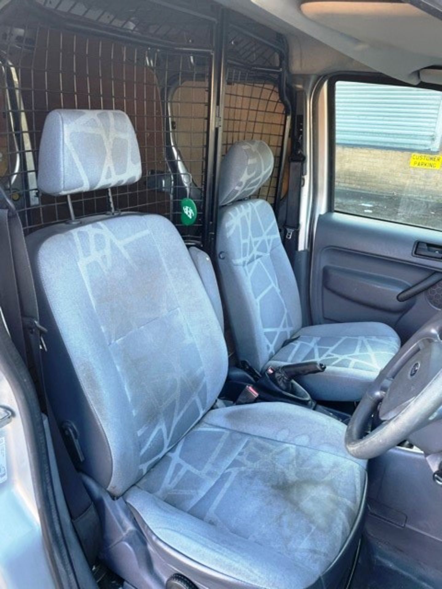 Silver Ford Transit Connect 90 T200 Trend | Reg: YK10 WDG | Miles: 147,822 - Image 9 of 15