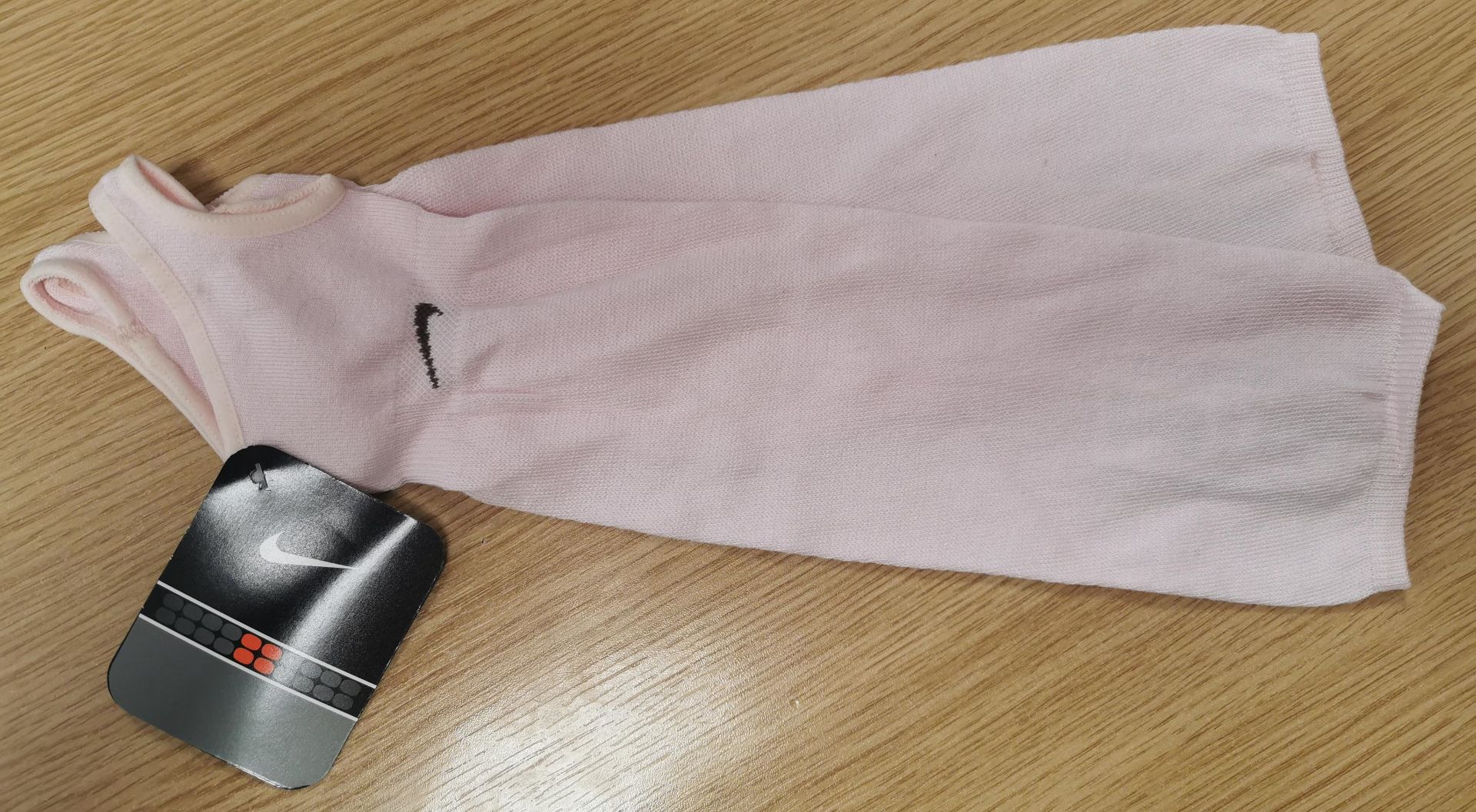 100 x Nike Women's Pink Dance Sleeve