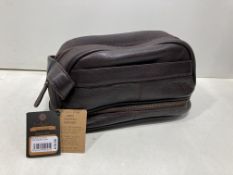 Conka London Rydal Hide Washbag | Malt Brown | RRP £50.00