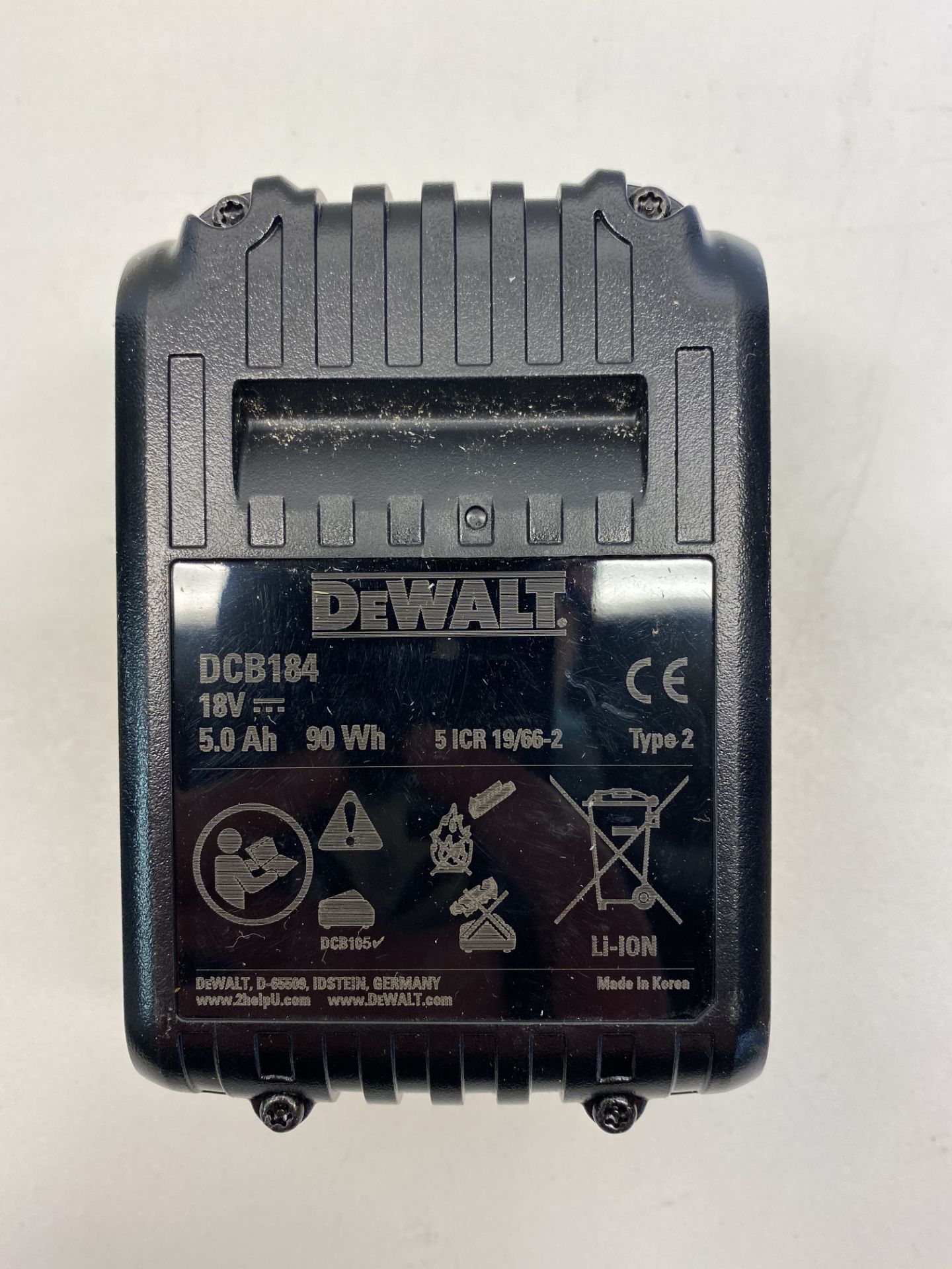 DeWalt DCB115 Battery Charger w/ 2 x DeWalt DCB184 18V Batteries - Image 5 of 8