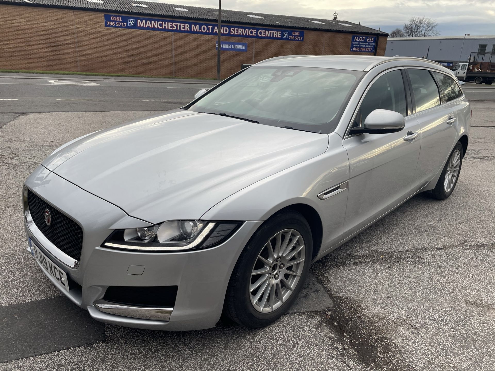 Jaguar XF Prestige D Auto Diesel Estate in Silver | 19 Plate | 47,861 Miles - Image 3 of 12