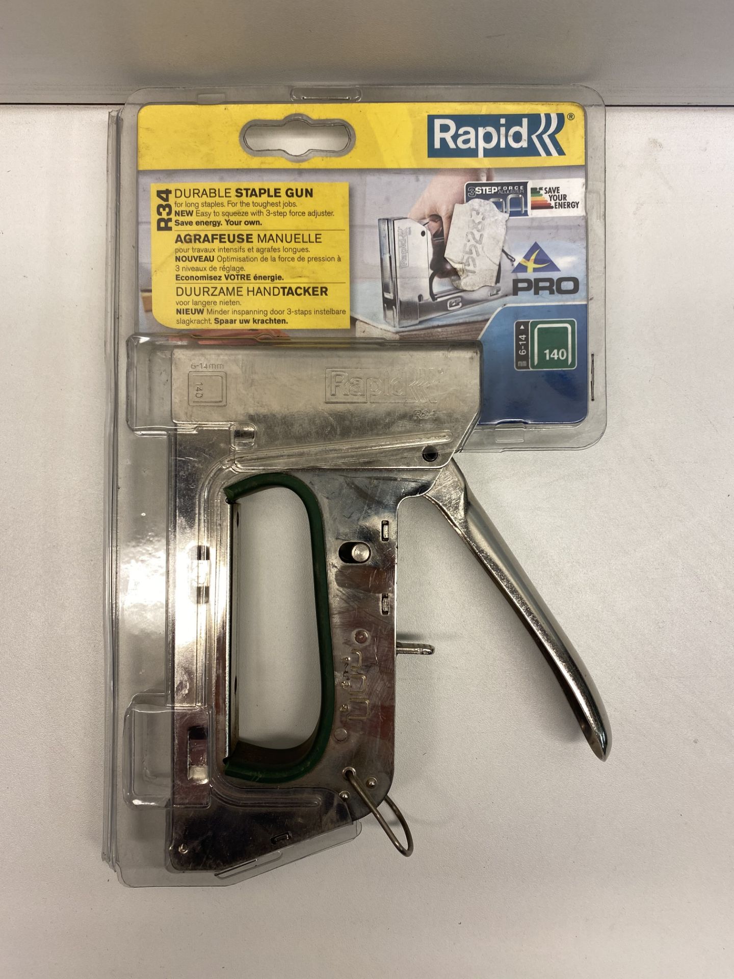 3 x Rapid 20511550 R34 Professional Heavy-Duty Hand Tacker | Total RRP £74.94 - Image 2 of 3
