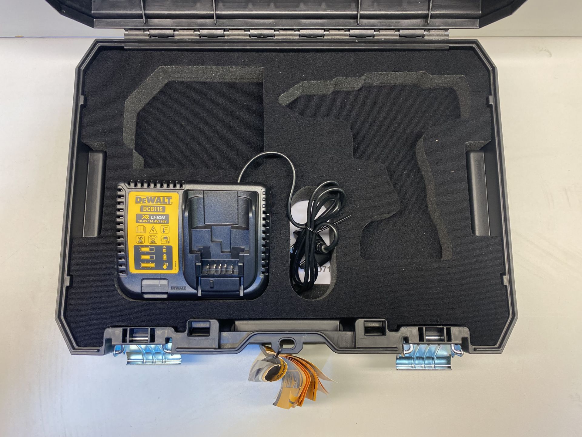 DeWALT DCK215D2T 10.8-Volt Drill 088 Laser Combo Kit T-STAK Carry Case & Dewalt DCB115 Battery Charg