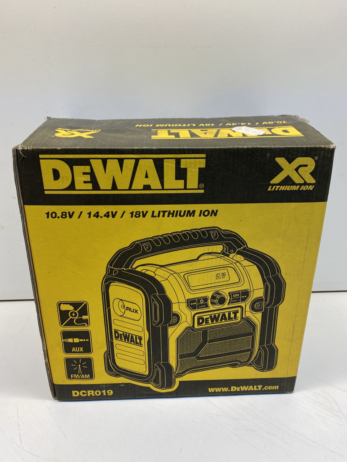 DeWalt Compact Jobsite Radio | DCR019 | RRP £129.98