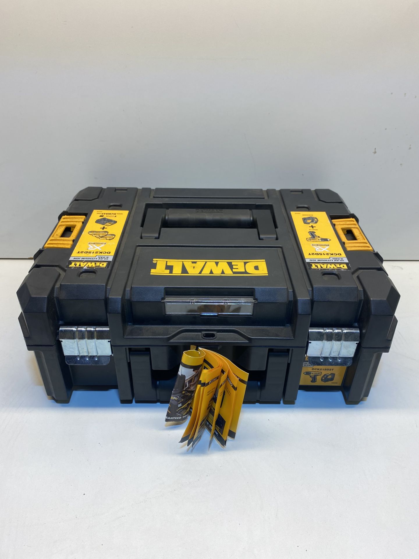 DeWALT DCK215D2T 10.8-Volt Drill 088 Laser Combo Kit T-STAK Carry Case & Dewalt DCB115 Battery Charg - Image 3 of 3