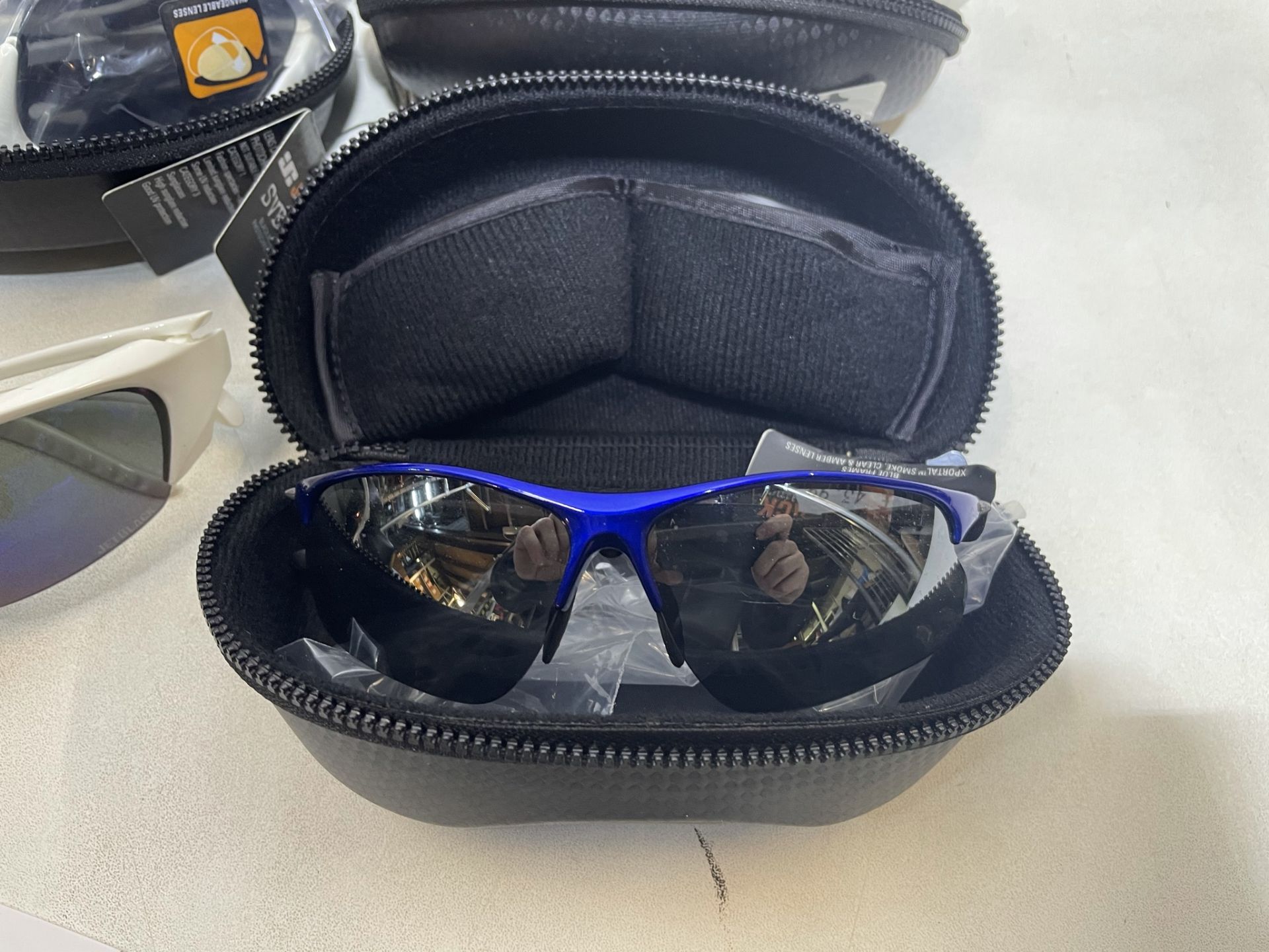 5 x Various Cycling Sunglasses w/ 3 x Spare Cases - Image 2 of 5