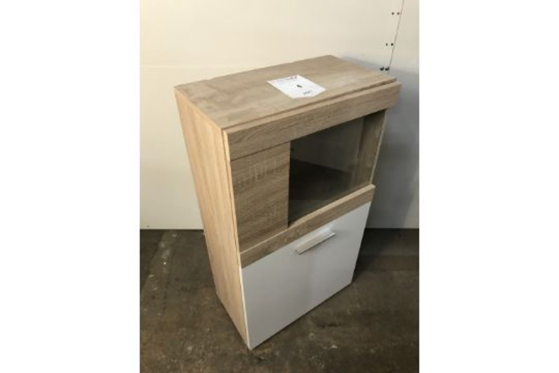 Small Cabinet with Glass Door and Shelf - Image 3 of 5